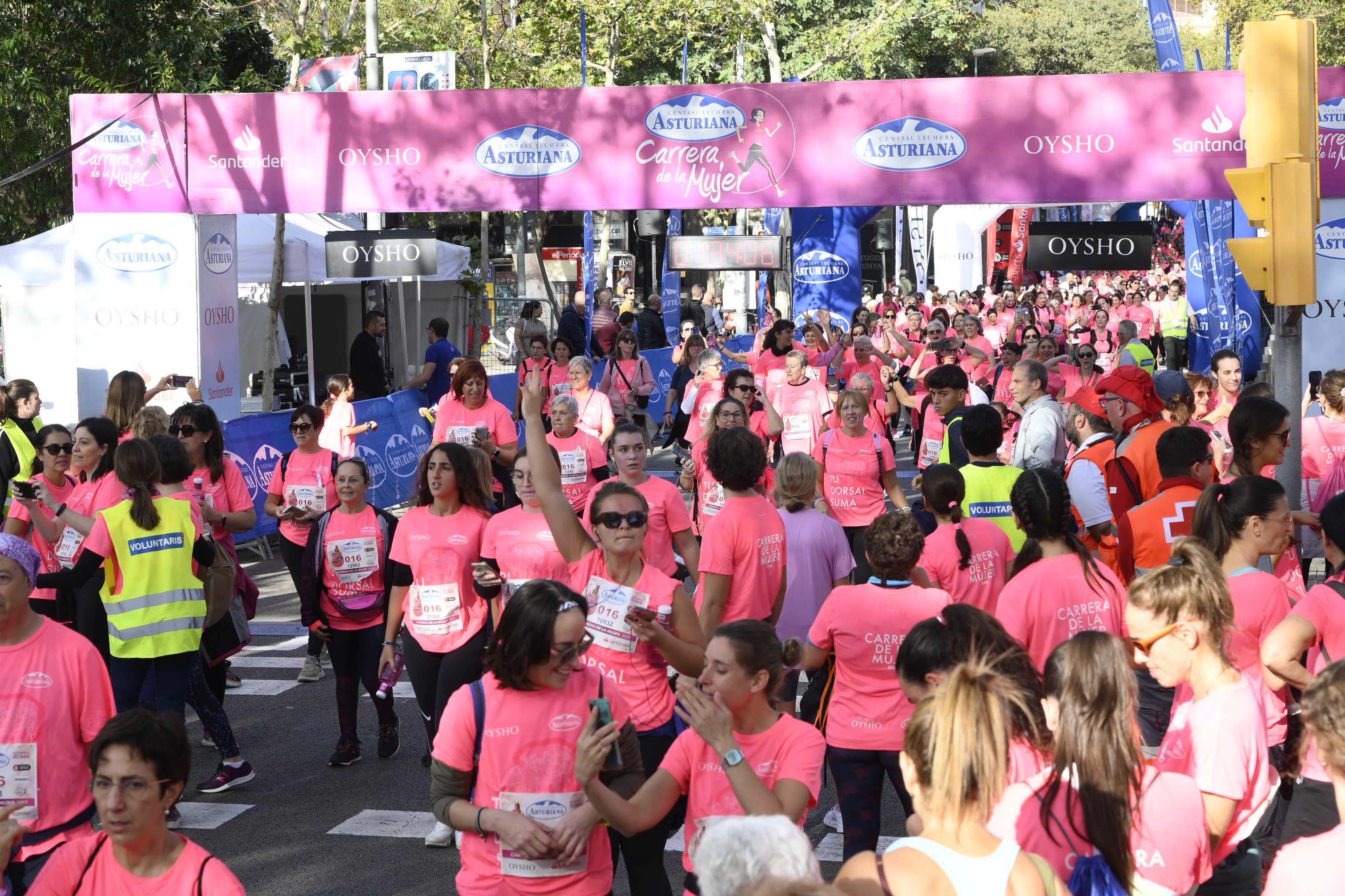 Las mejores fotos de la Carrera de la Mujer de Barcelona 2023. 5823