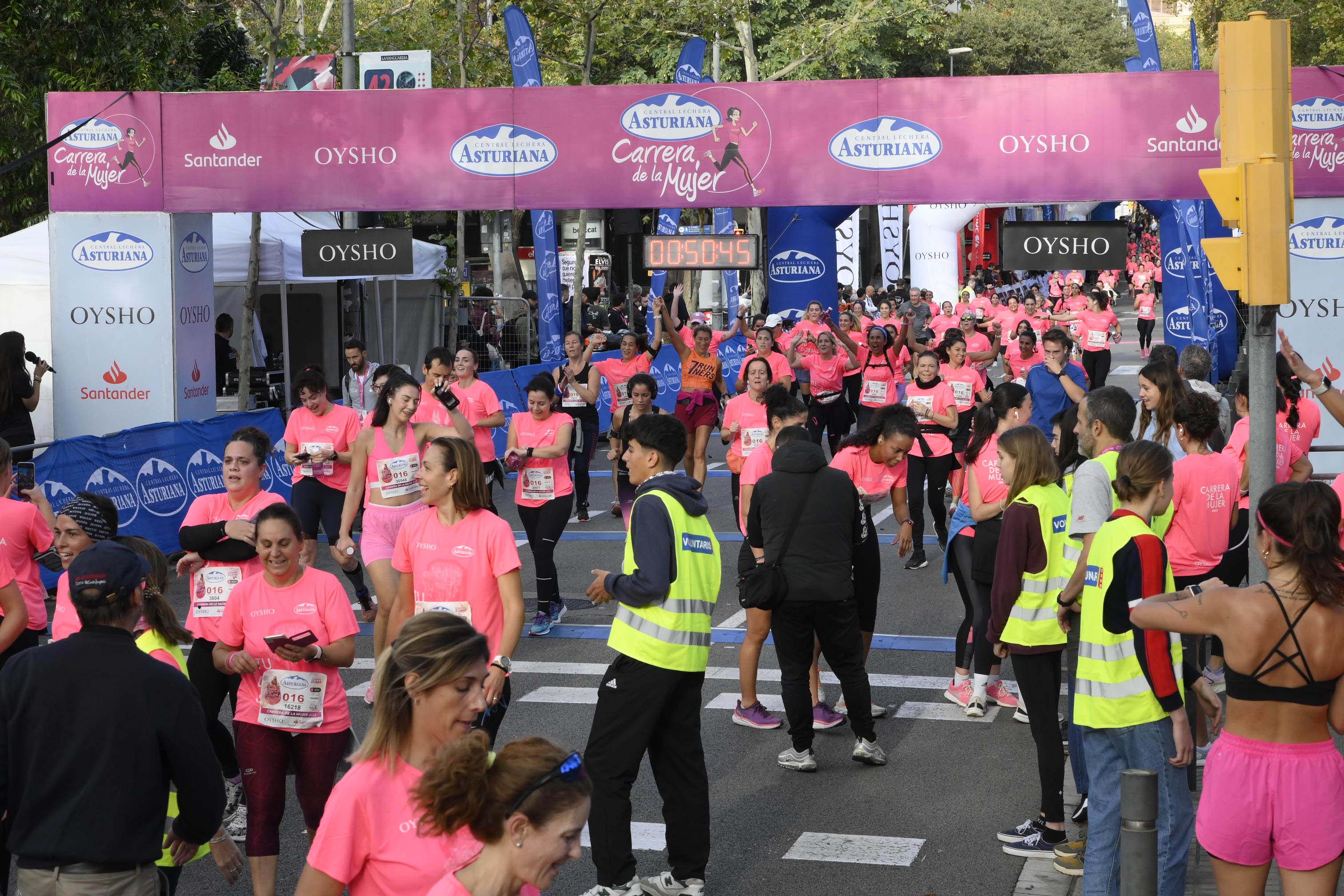 Las mejores fotos de la Carrera de la Mujer de Barcelona 2023. 4599