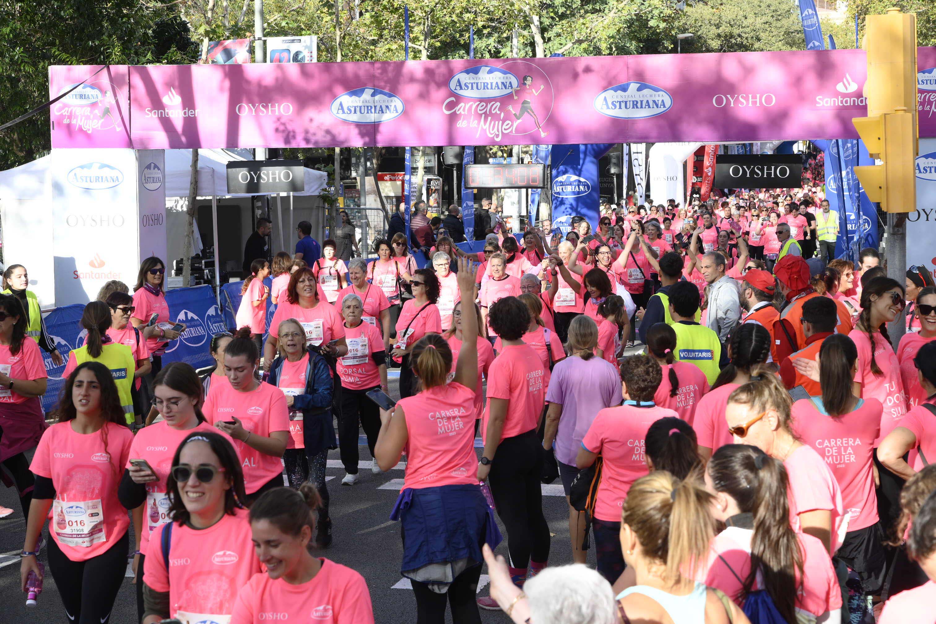 Las mejores fotos de la Carrera de la Mujer de Barcelona 2023. 5824