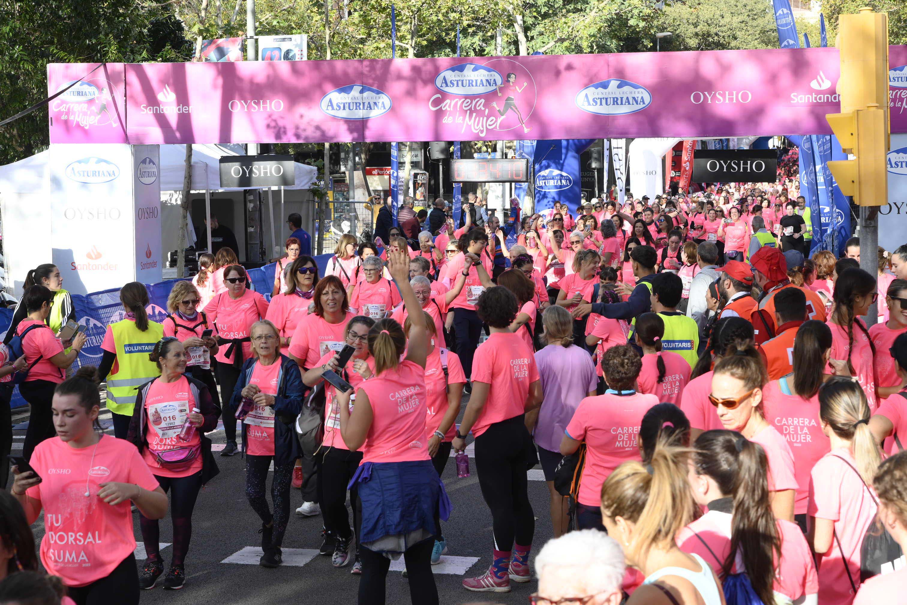 Las mejores fotos de la Carrera de la Mujer de Barcelona 2023. 5825
