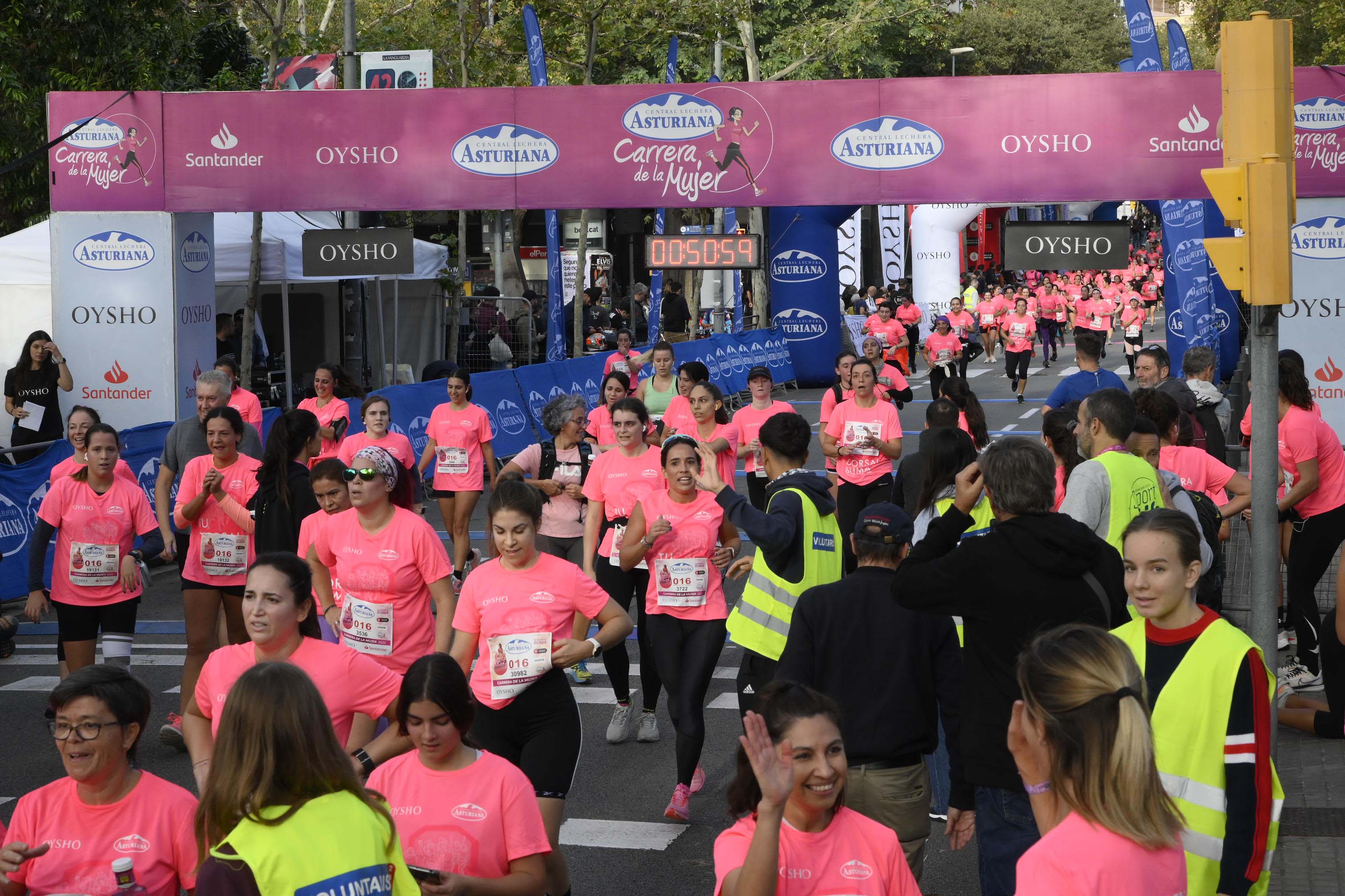 Las mejores fotos de la Carrera de la Mujer de Barcelona 2023. 4606
