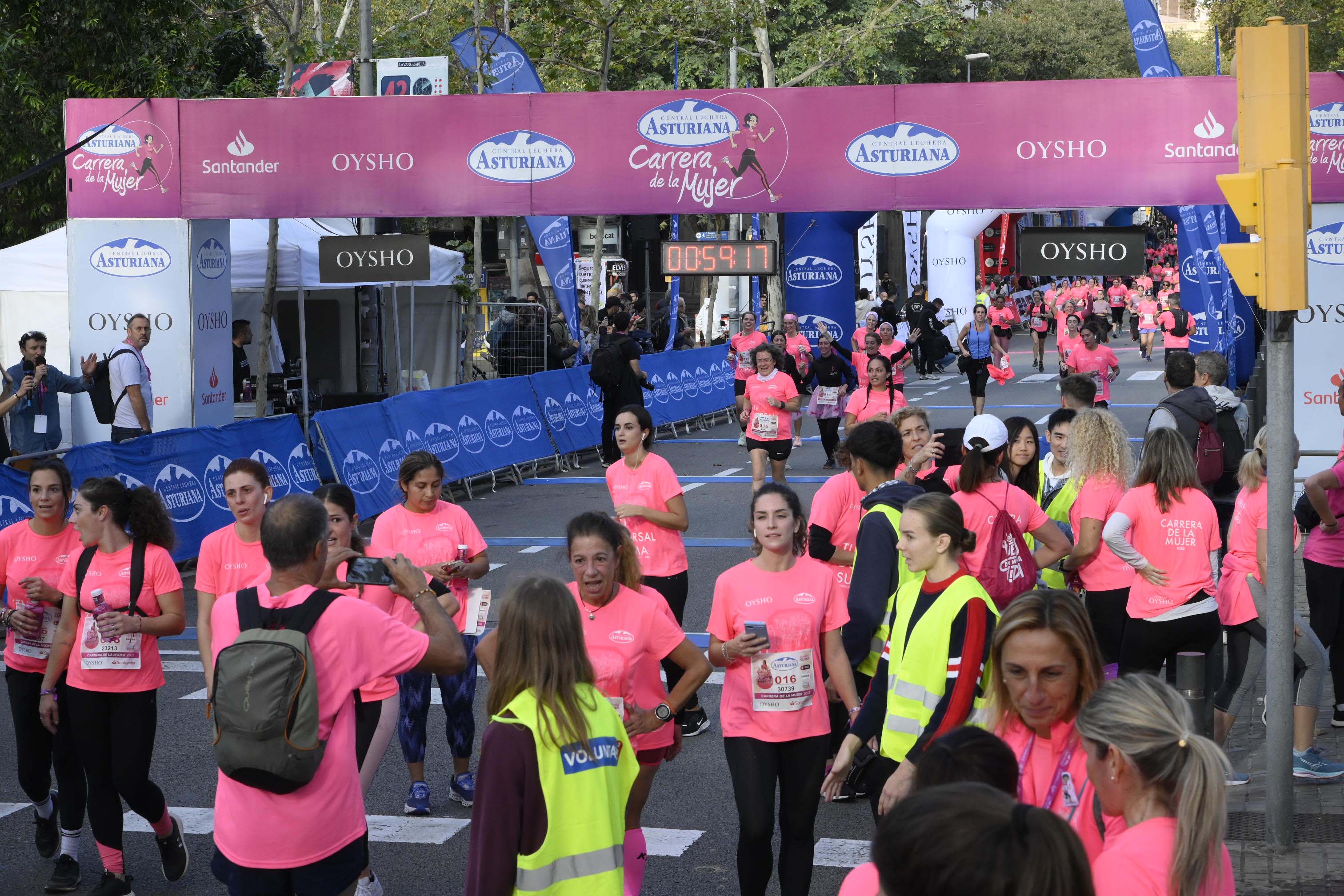 Las mejores fotos de la Carrera de la Mujer de Barcelona 2023. 4855