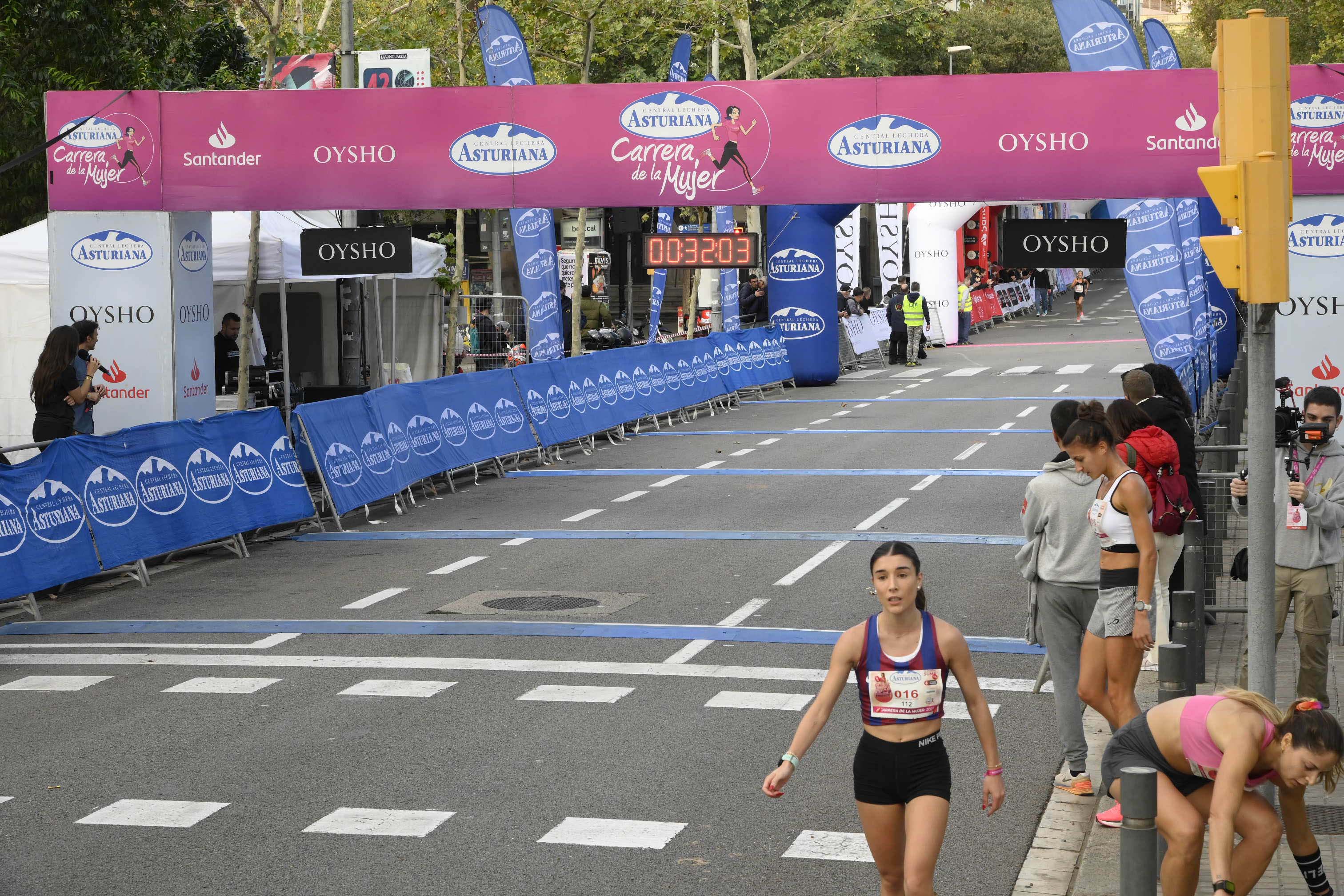 Las mejores fotos de la Carrera de la Mujer de Barcelona 2023. 4050