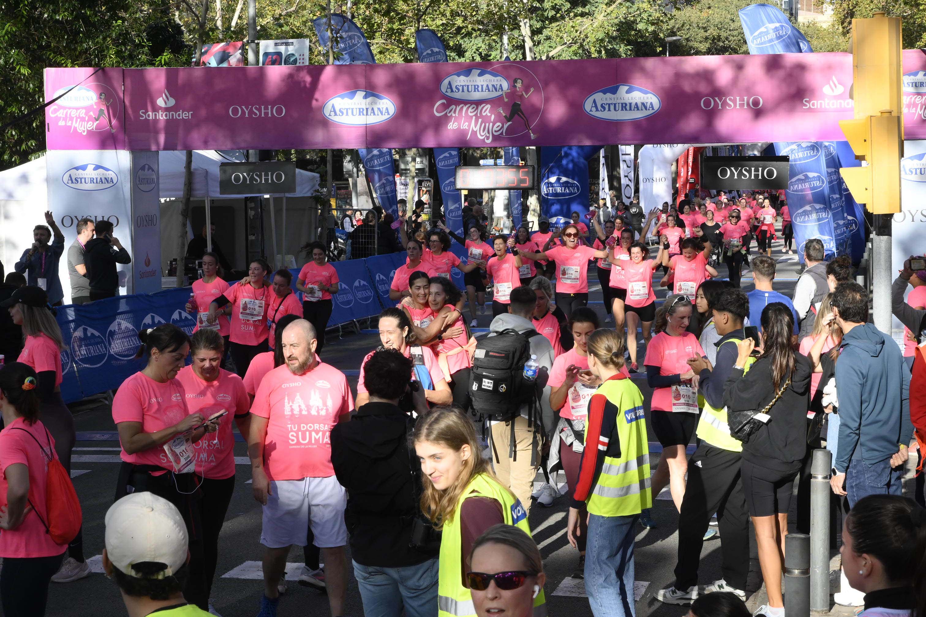 Las mejores fotos de la Carrera de la Mujer de Barcelona 2023. 4994