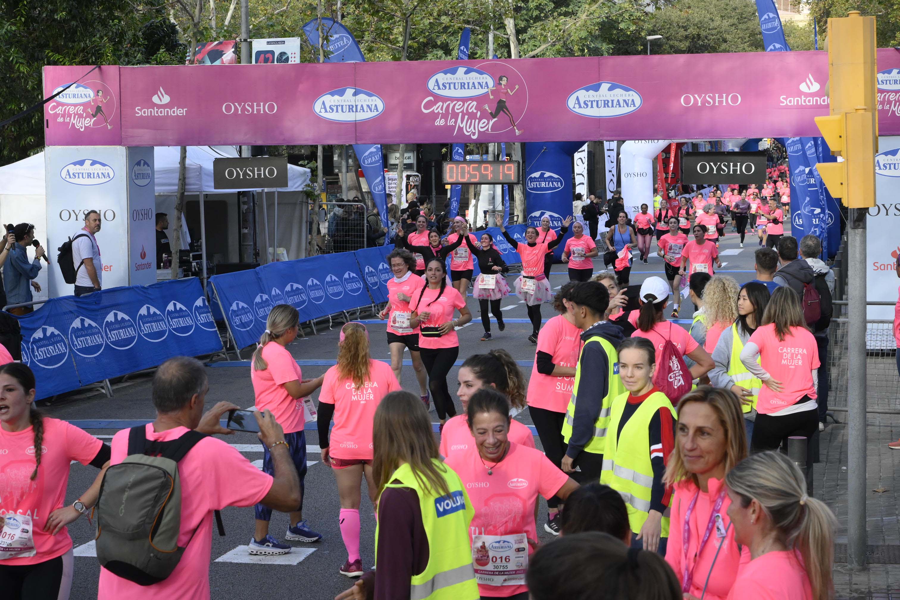 Las mejores fotos de la Carrera de la Mujer de Barcelona 2023. 4856