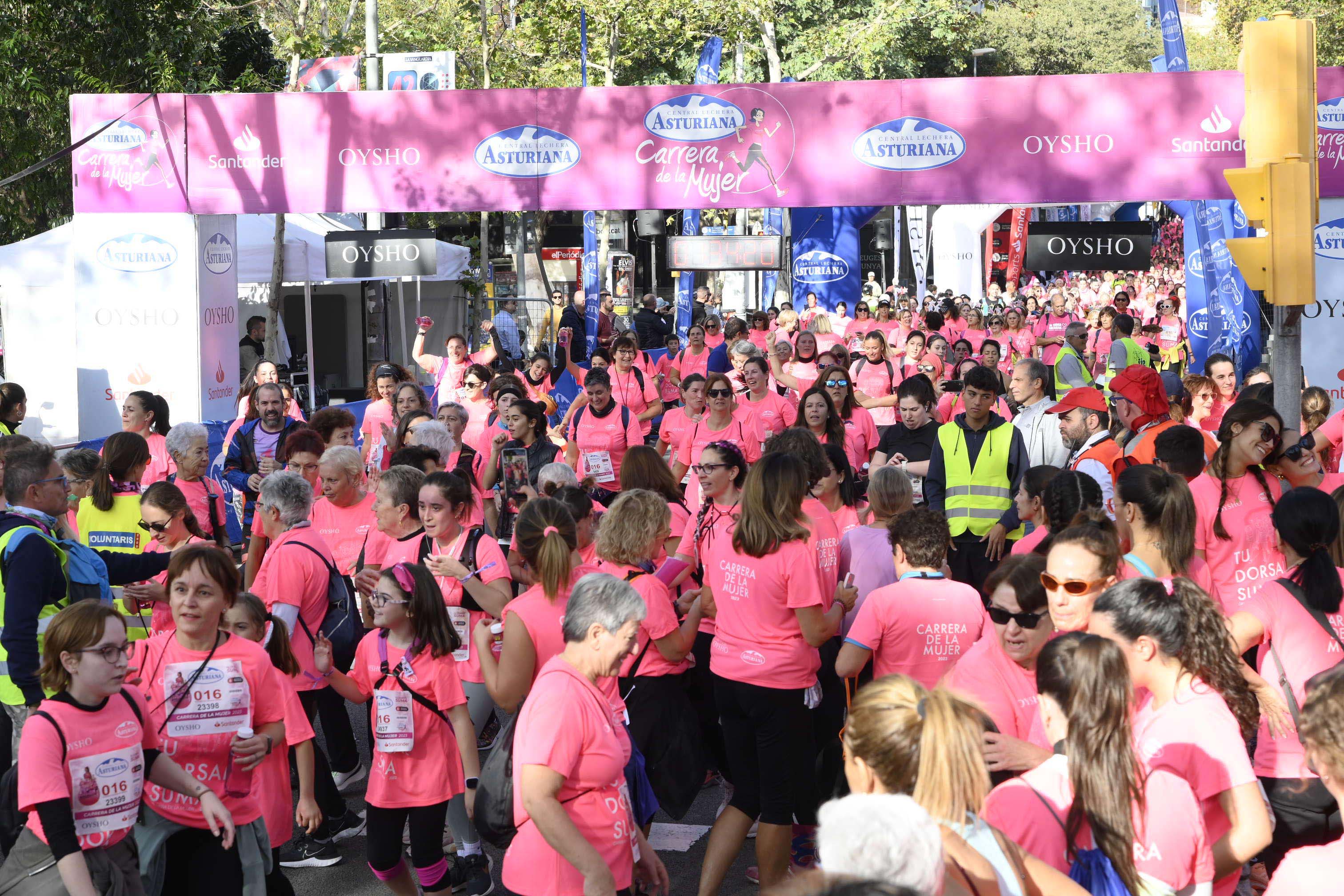 Las mejores fotos de la Carrera de la Mujer de Barcelona 2023. 5830