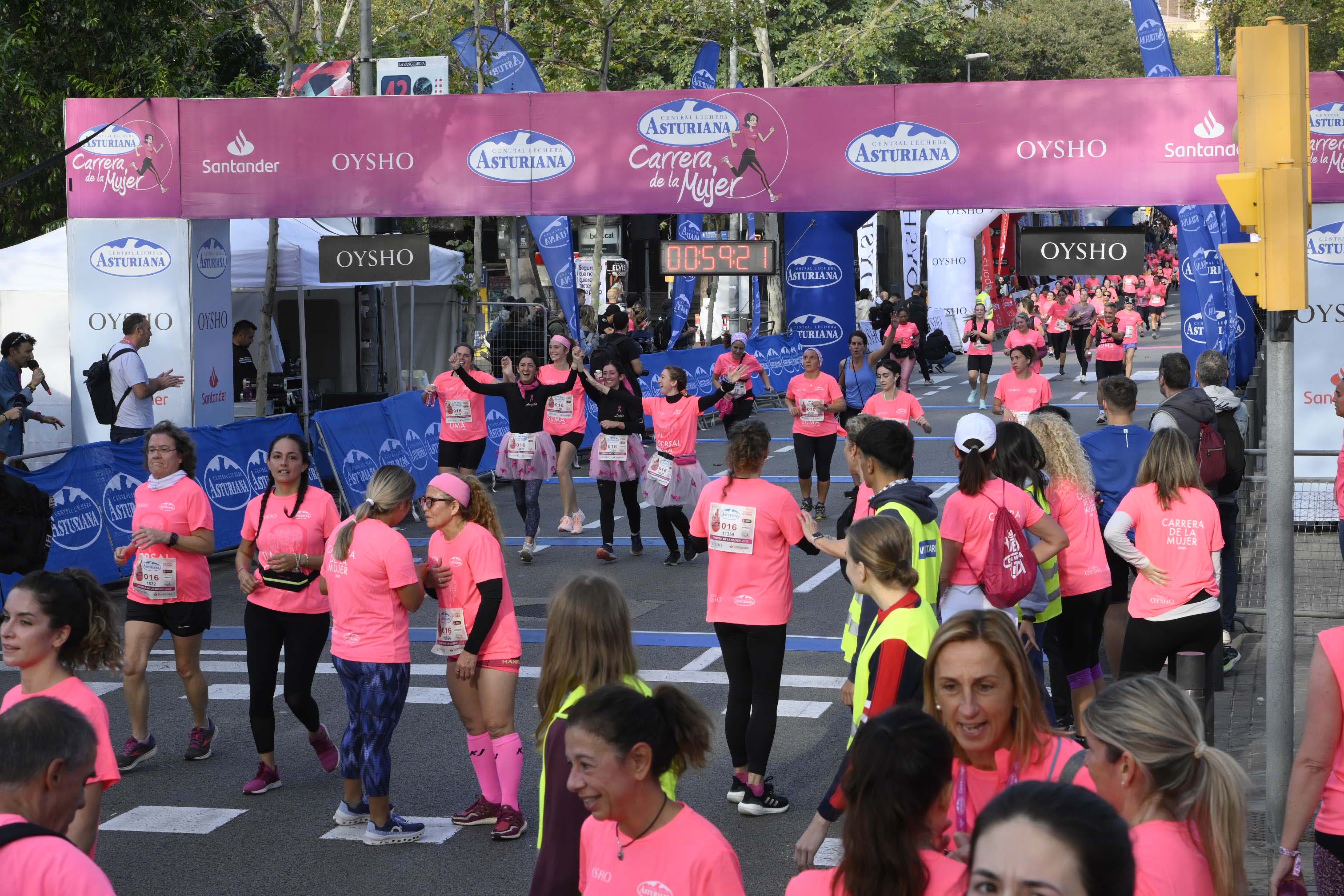 Las mejores fotos de la Carrera de la Mujer de Barcelona 2023. 4857