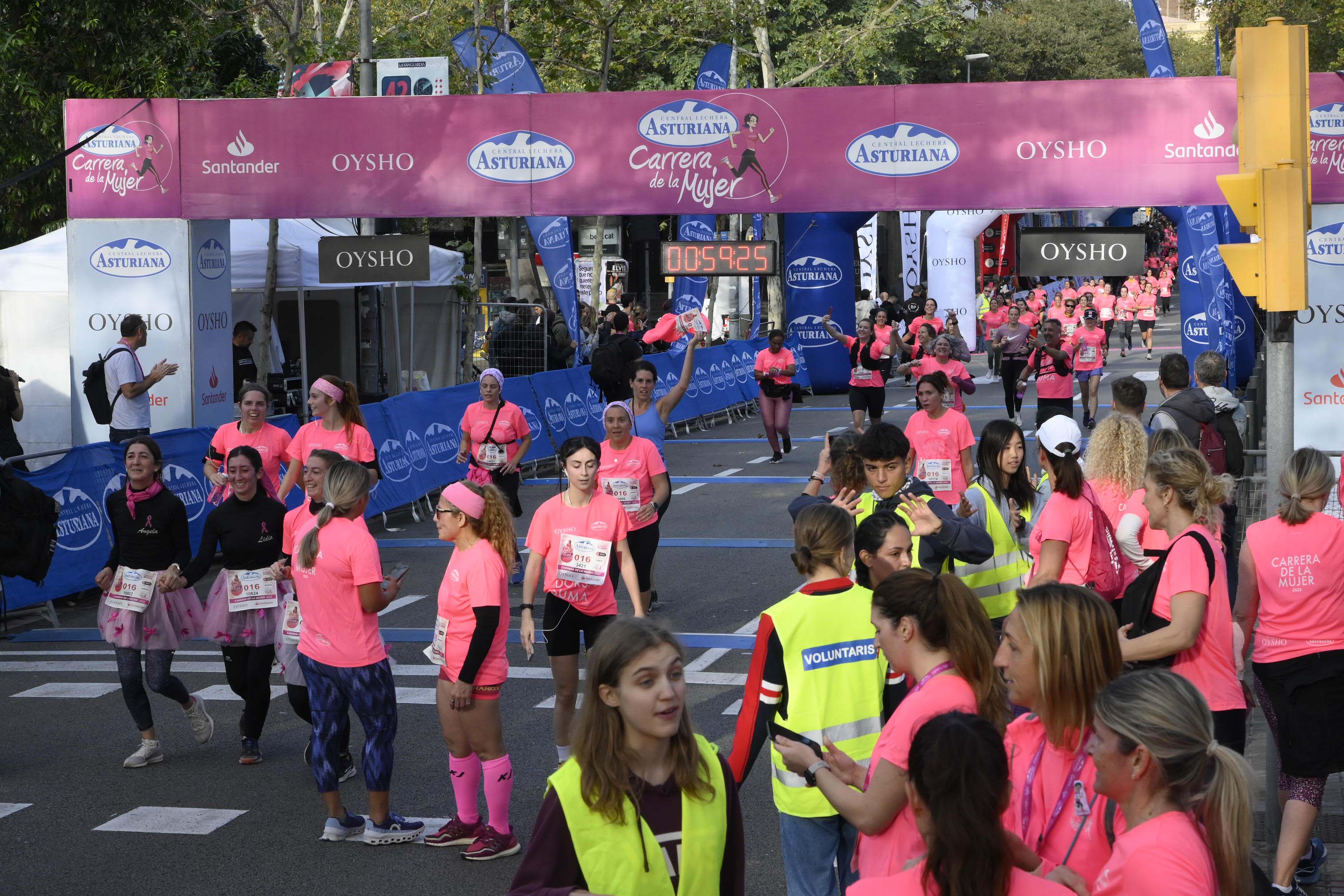 Las mejores fotos de la Carrera de la Mujer de Barcelona 2023. 4859