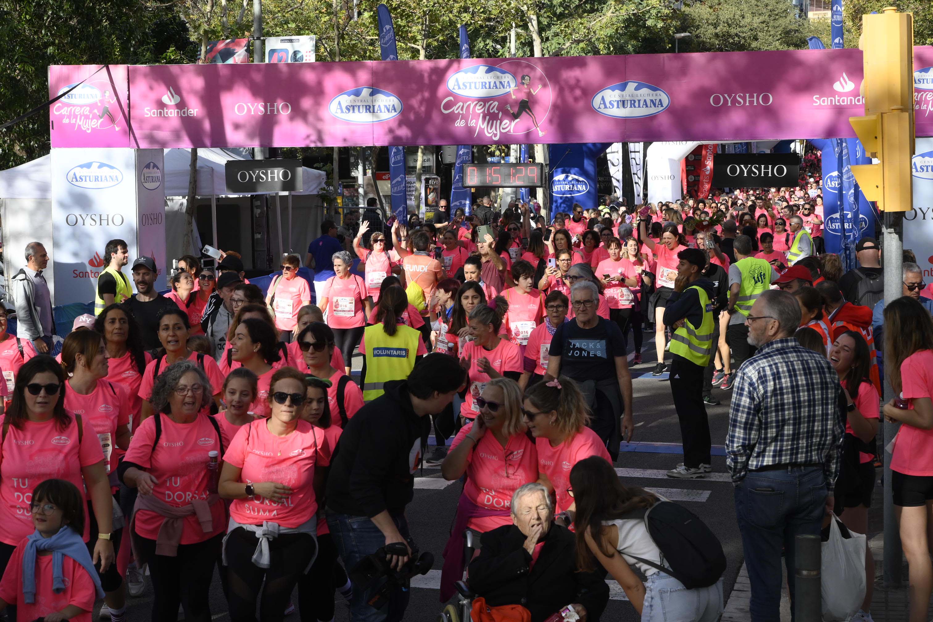 Las mejores fotos de la Carrera de la Mujer de Barcelona 2023. 6333