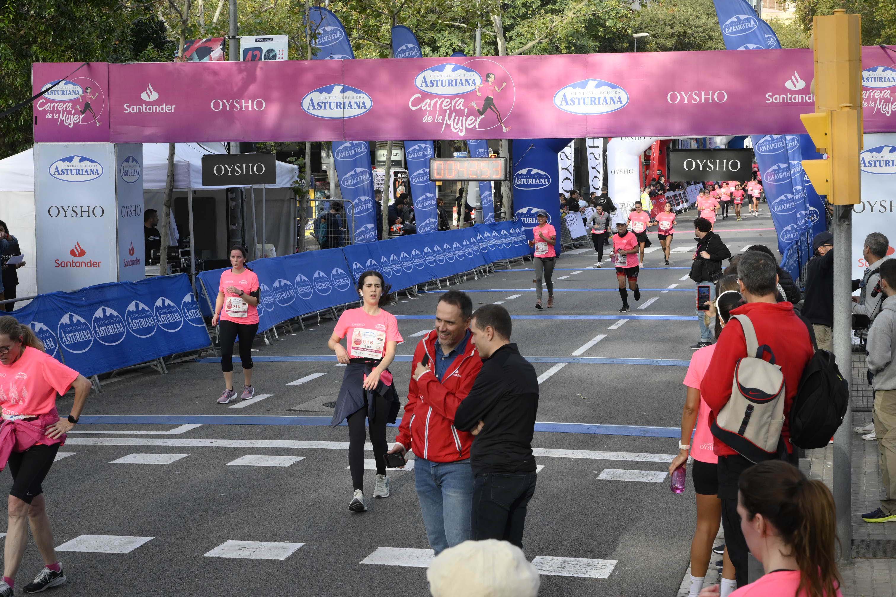 Las mejores fotos de la Carrera de la Mujer de Barcelona 2023. 4363