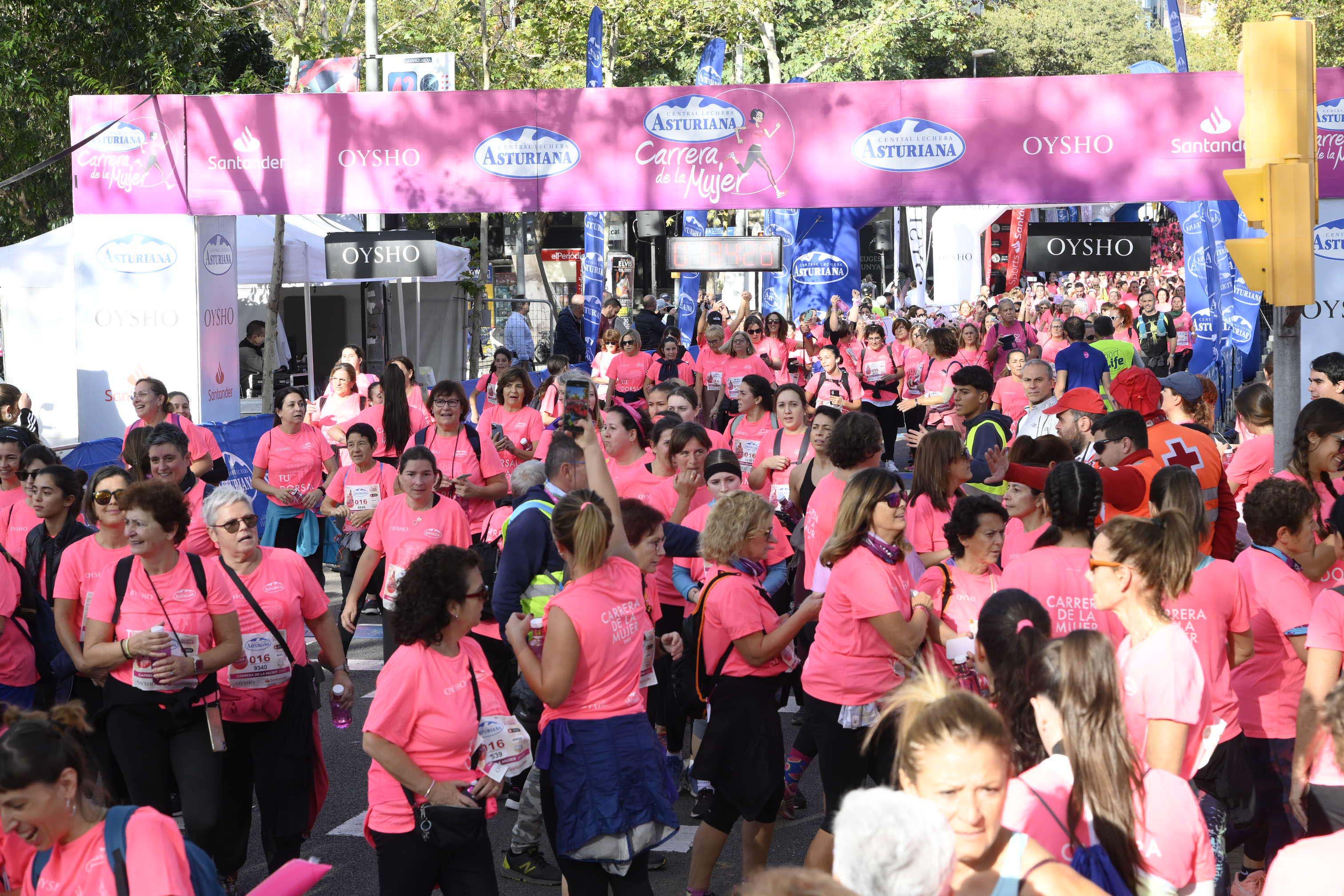 Las mejores fotos de la Carrera de la Mujer de Barcelona 2023. 5833