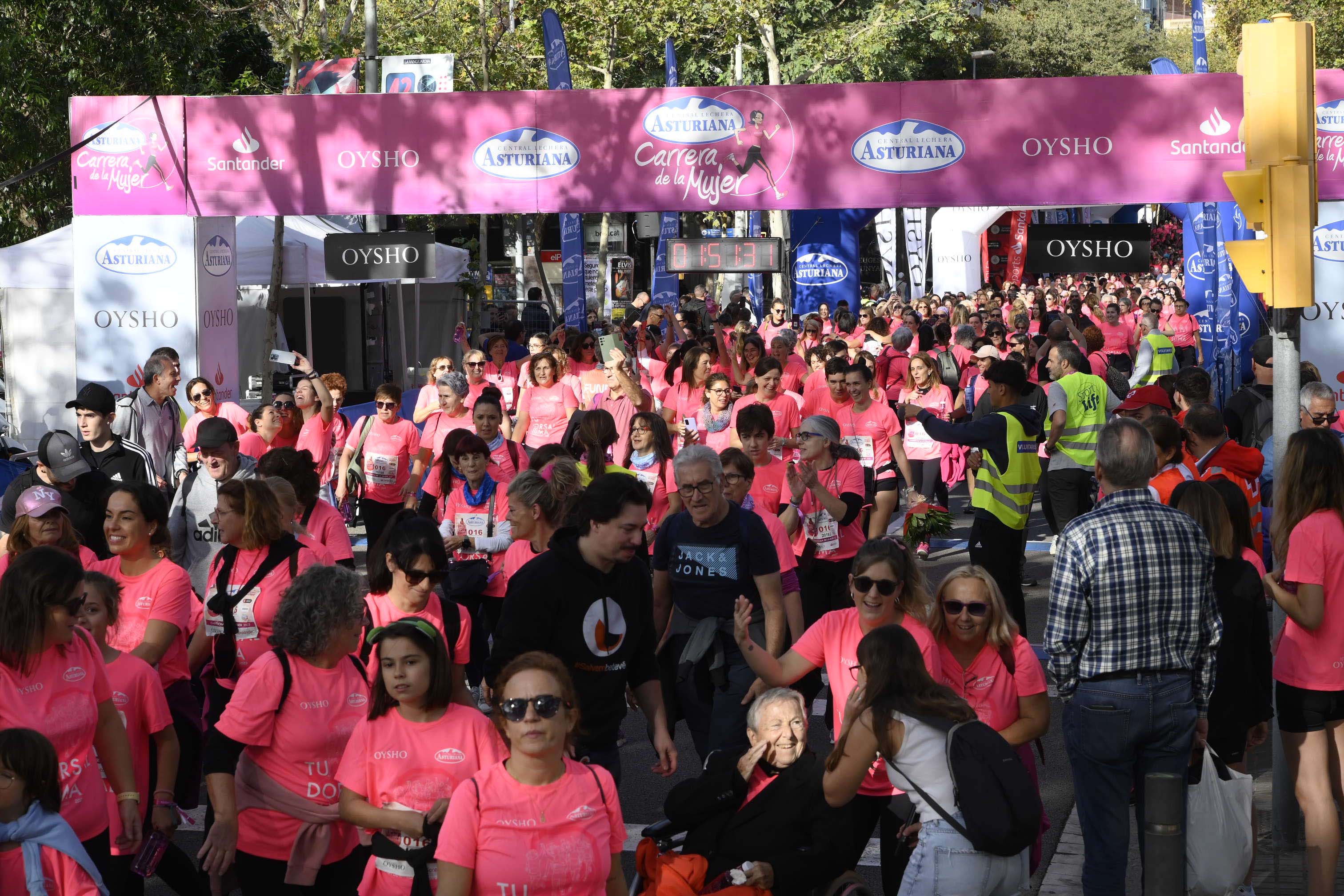 Las mejores fotos de la Carrera de la Mujer de Barcelona 2023. 6334