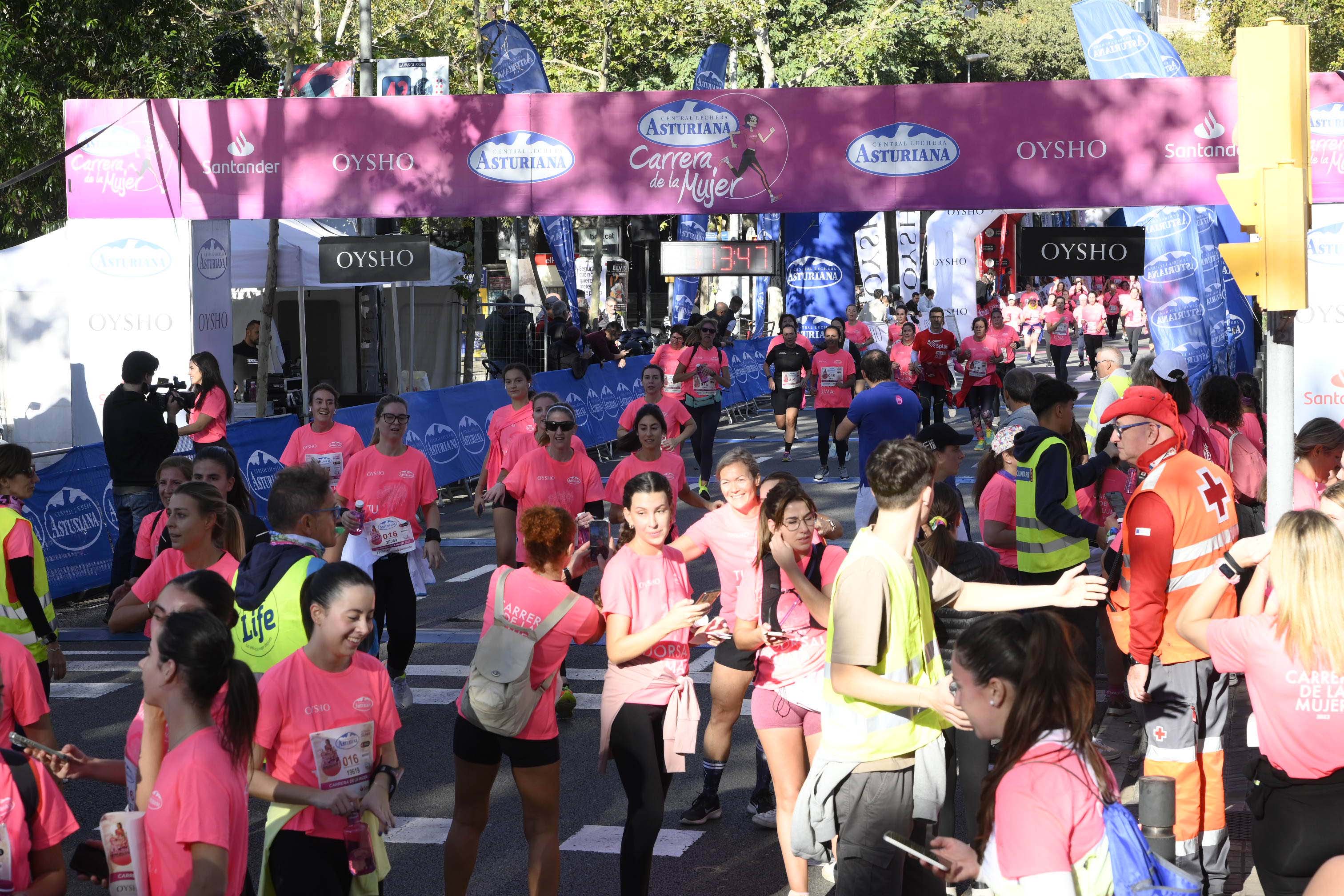 Las mejores fotos de la Carrera de la Mujer de Barcelona 2023. 5246