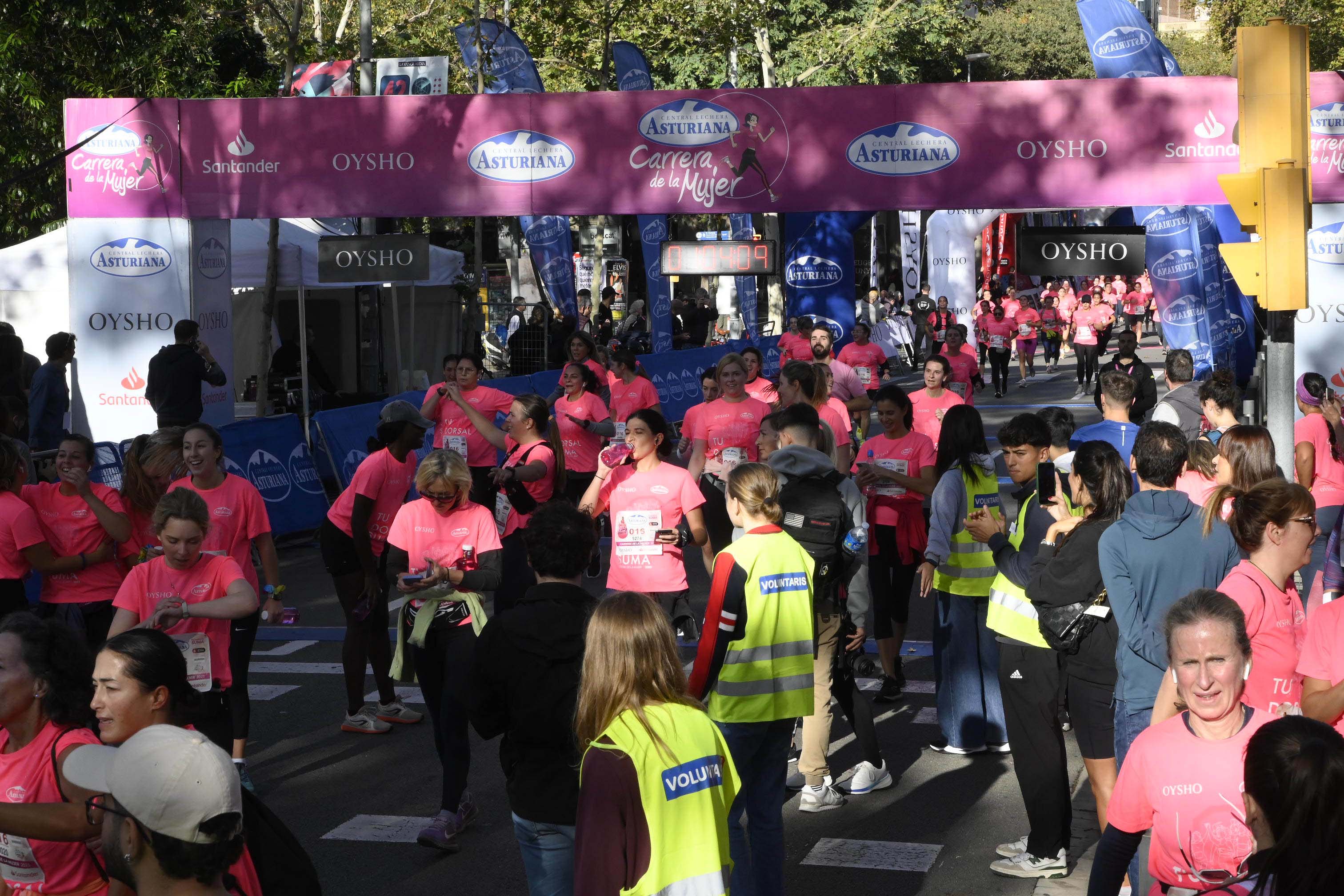 Las mejores fotos de la Carrera de la Mujer de Barcelona 2023. 5001