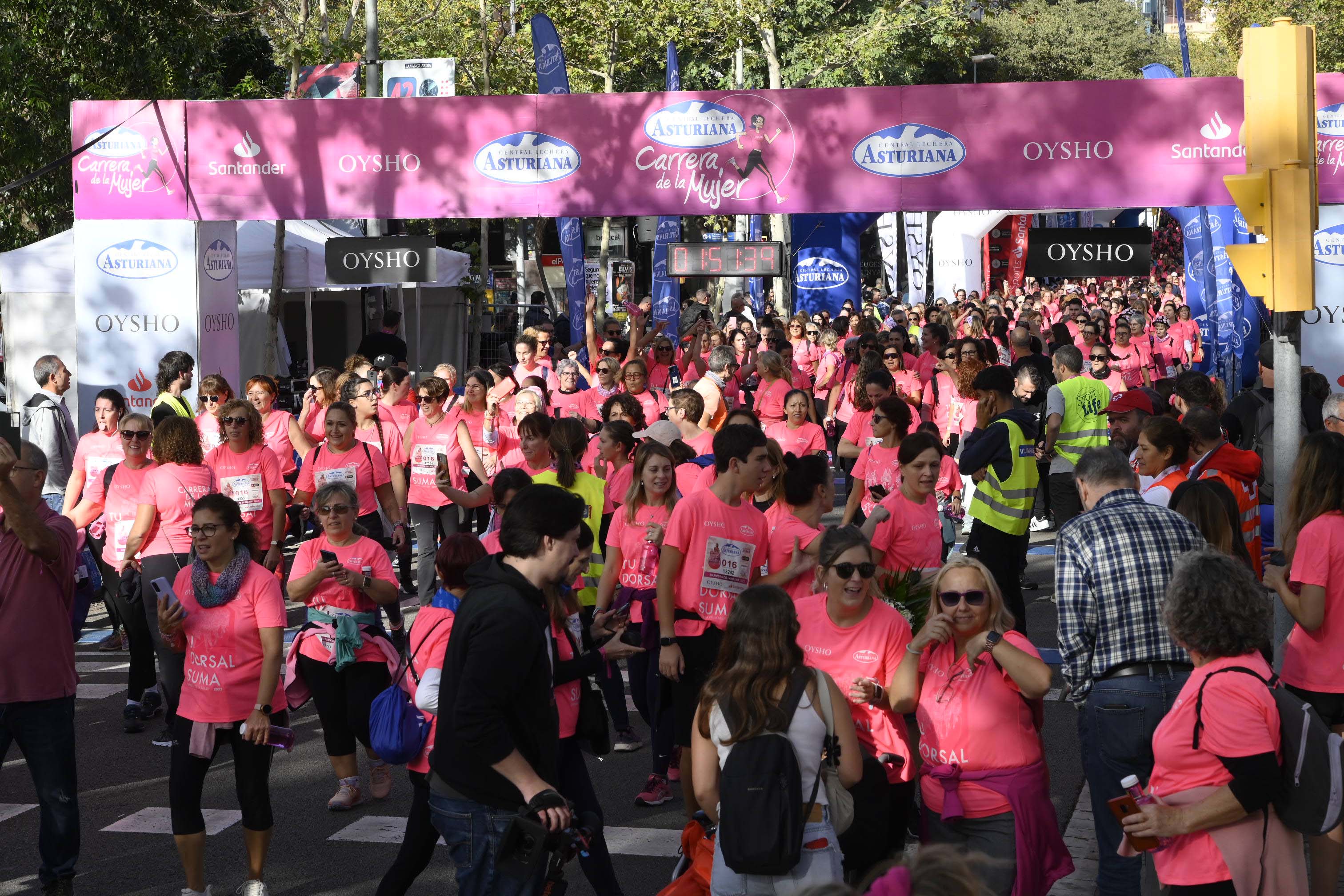 Las mejores fotos de la Carrera de la Mujer de Barcelona 2023. 6338
