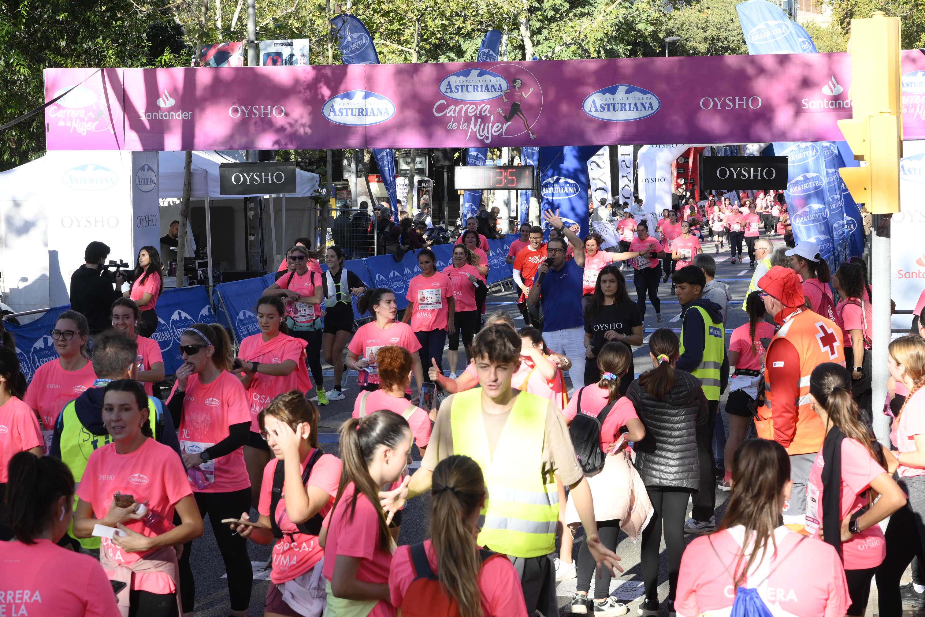 Las mejores fotos de la Carrera de la Mujer de Barcelona 2023. 5248
