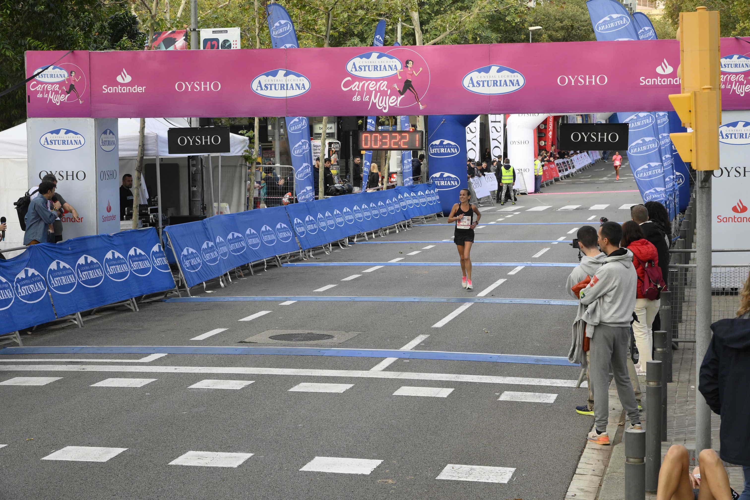 Las mejores fotos de la Carrera de la Mujer de Barcelona 2023. 4059