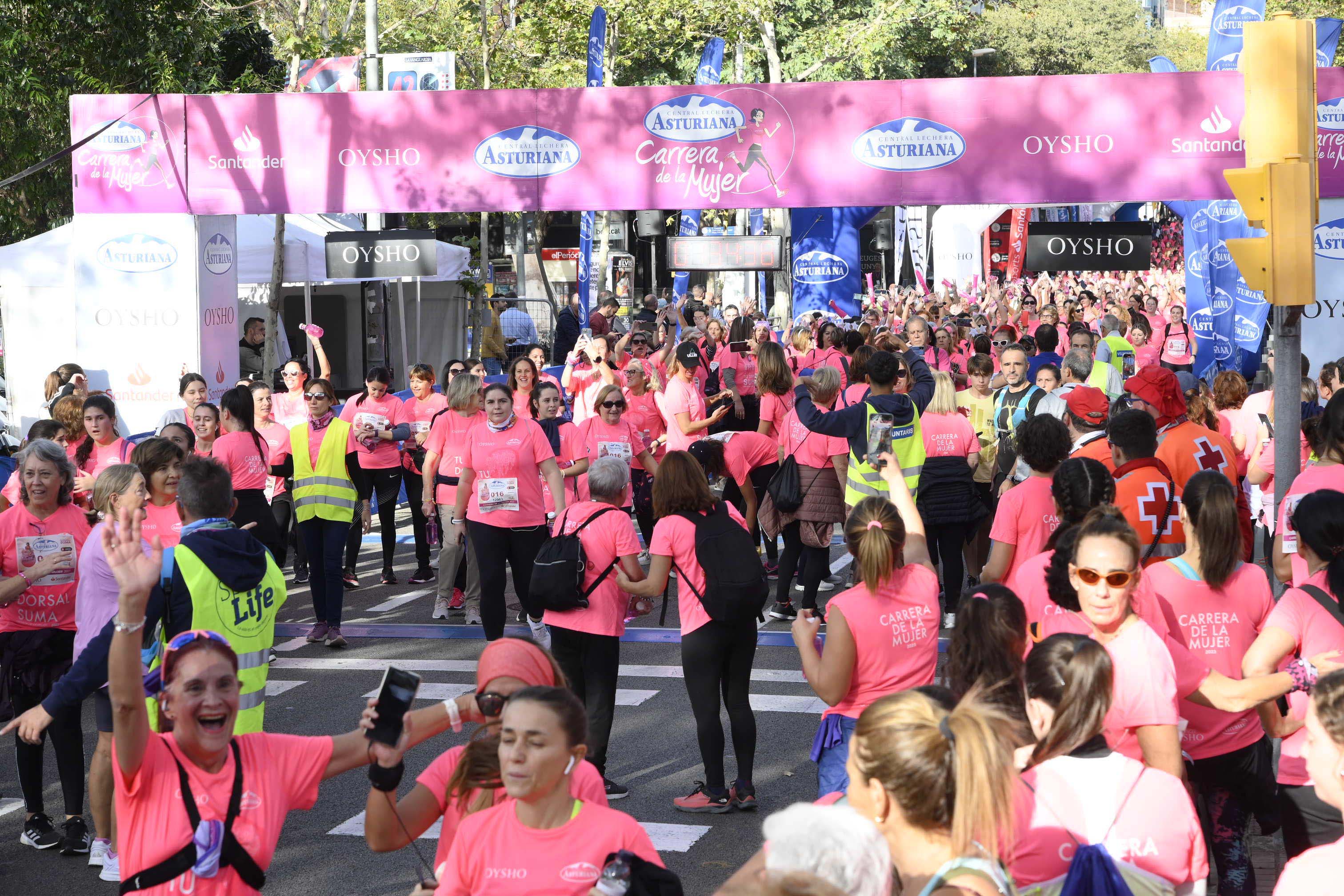 Las mejores fotos de la Carrera de la Mujer de Barcelona 2023. 5839