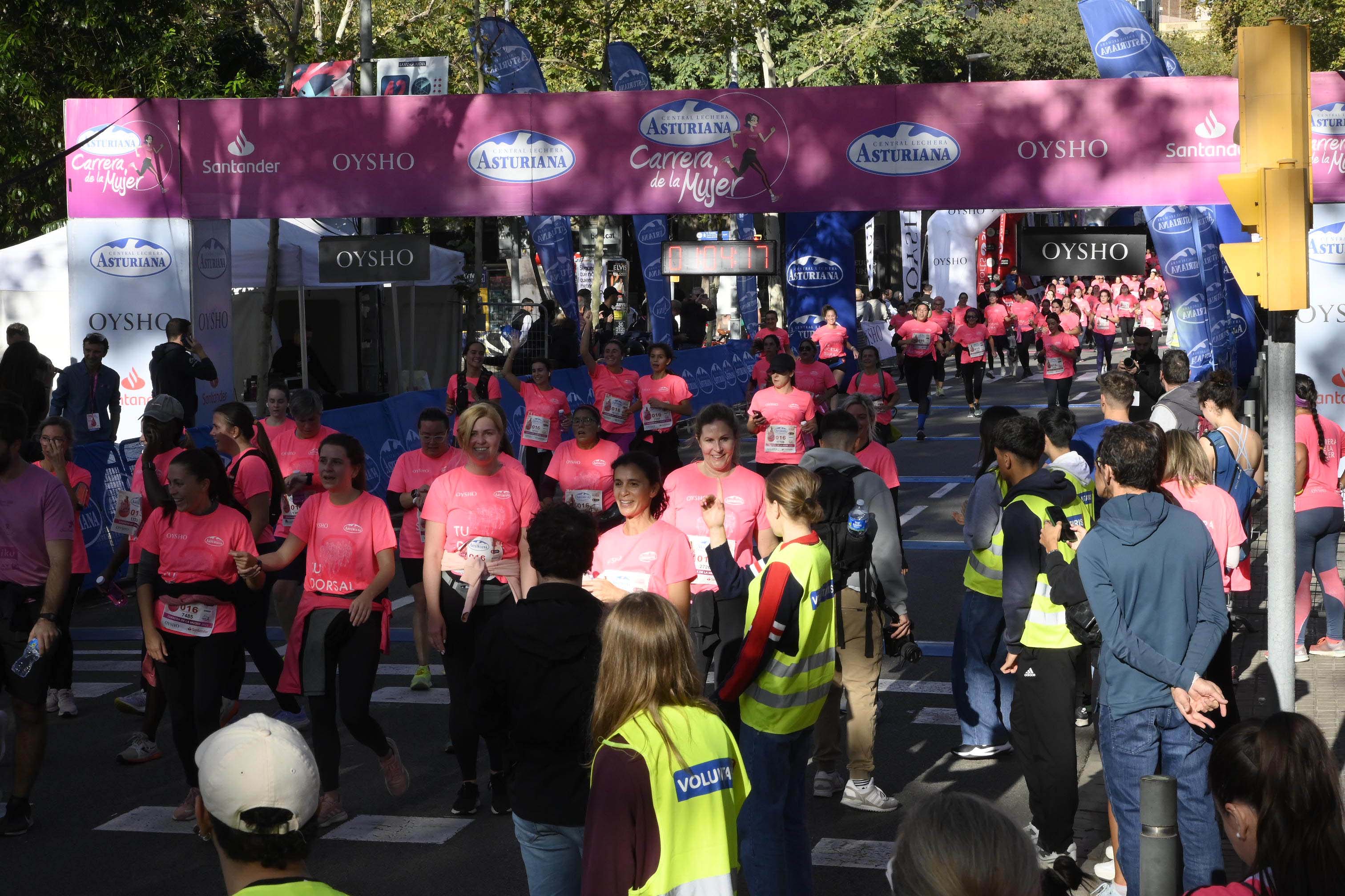 Las mejores fotos de la Carrera de la Mujer de Barcelona 2023. 5005