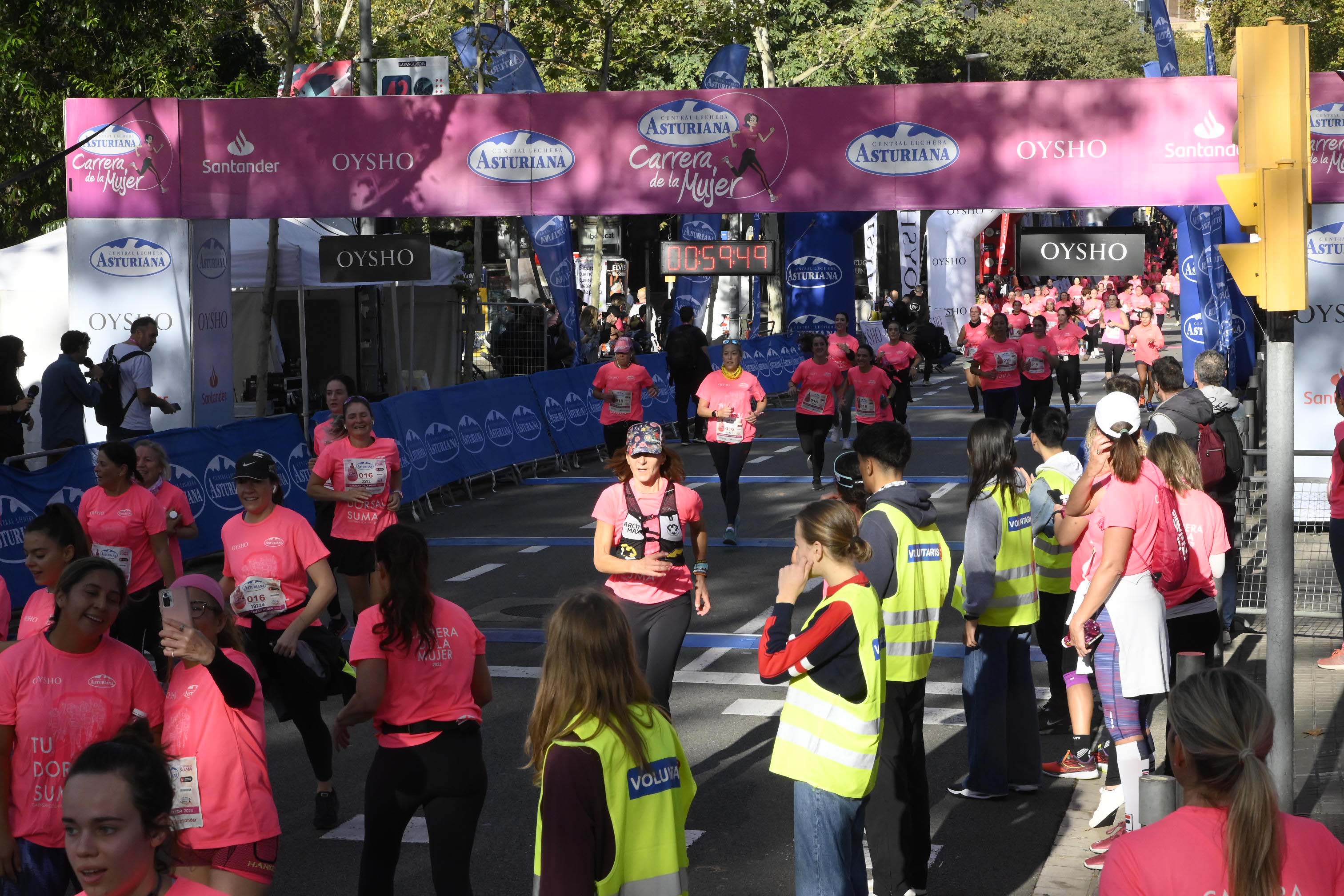 Las mejores fotos de la Carrera de la Mujer de Barcelona 2023. 4871
