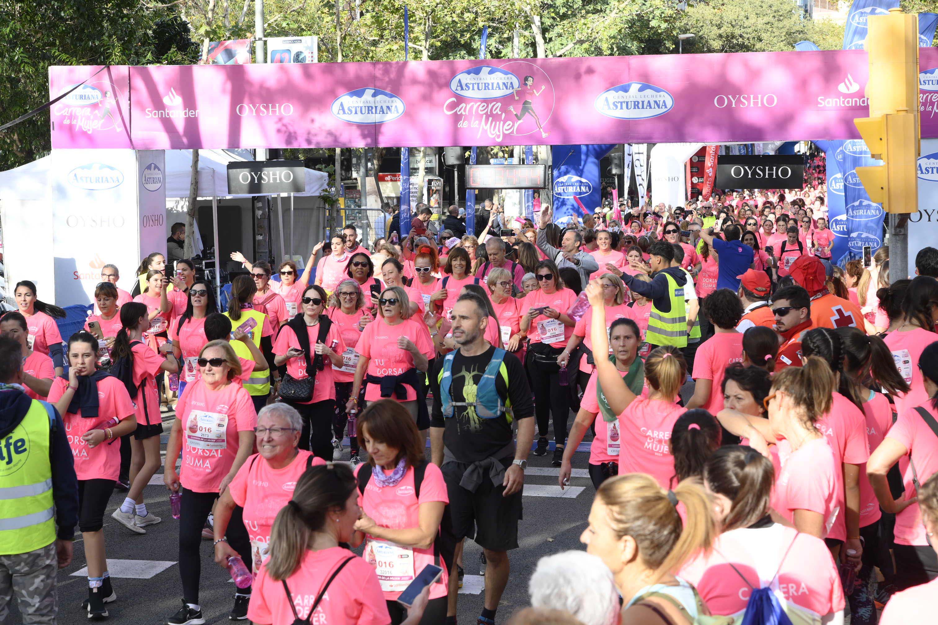 Las mejores fotos de la Carrera de la Mujer de Barcelona 2023. 5842