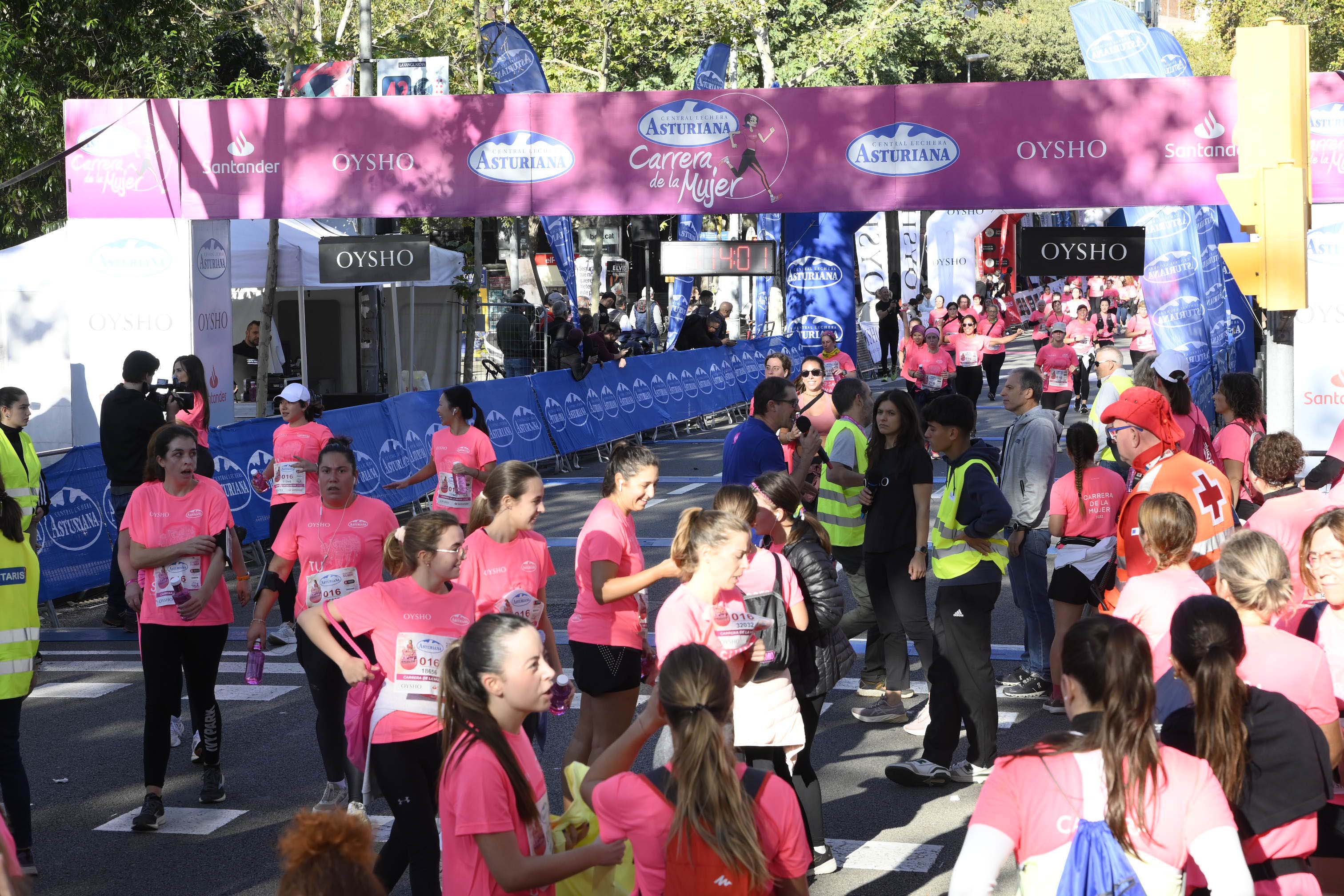 Las mejores fotos de la Carrera de la Mujer de Barcelona 2023. 5253