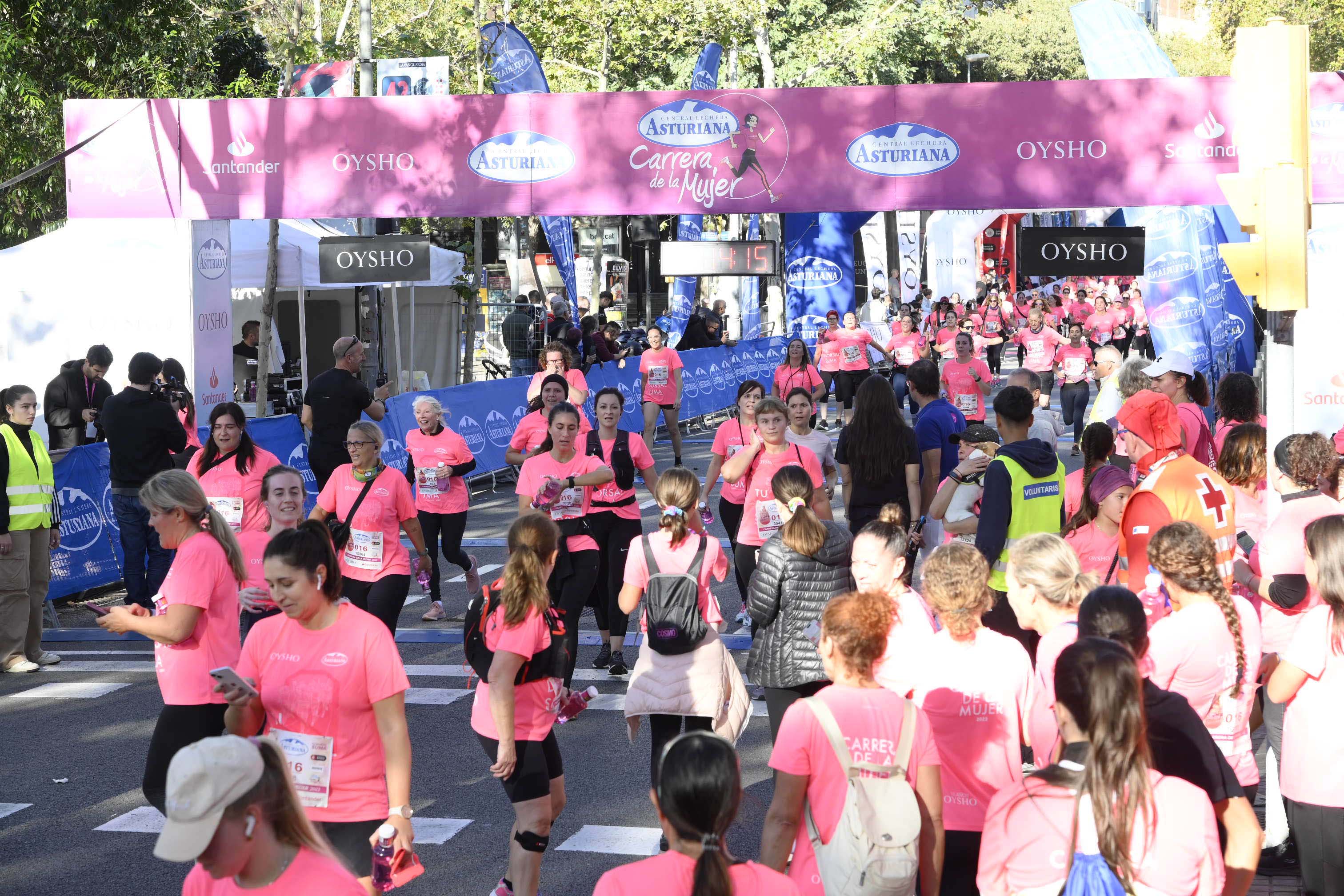 Las mejores fotos de la Carrera de la Mujer de Barcelona 2023. 5260