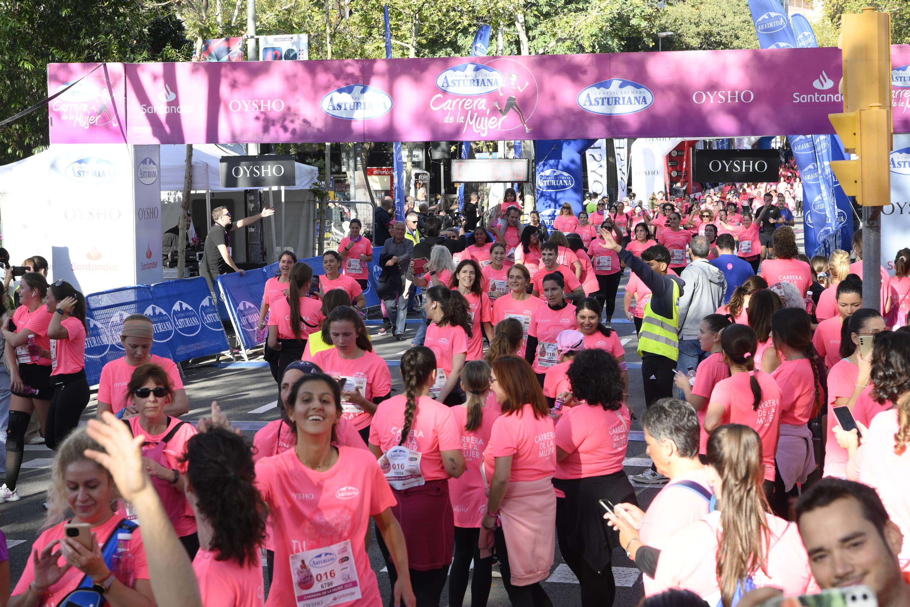Las mejores fotos de la Carrera de la Mujer de Barcelona 2023. 5608