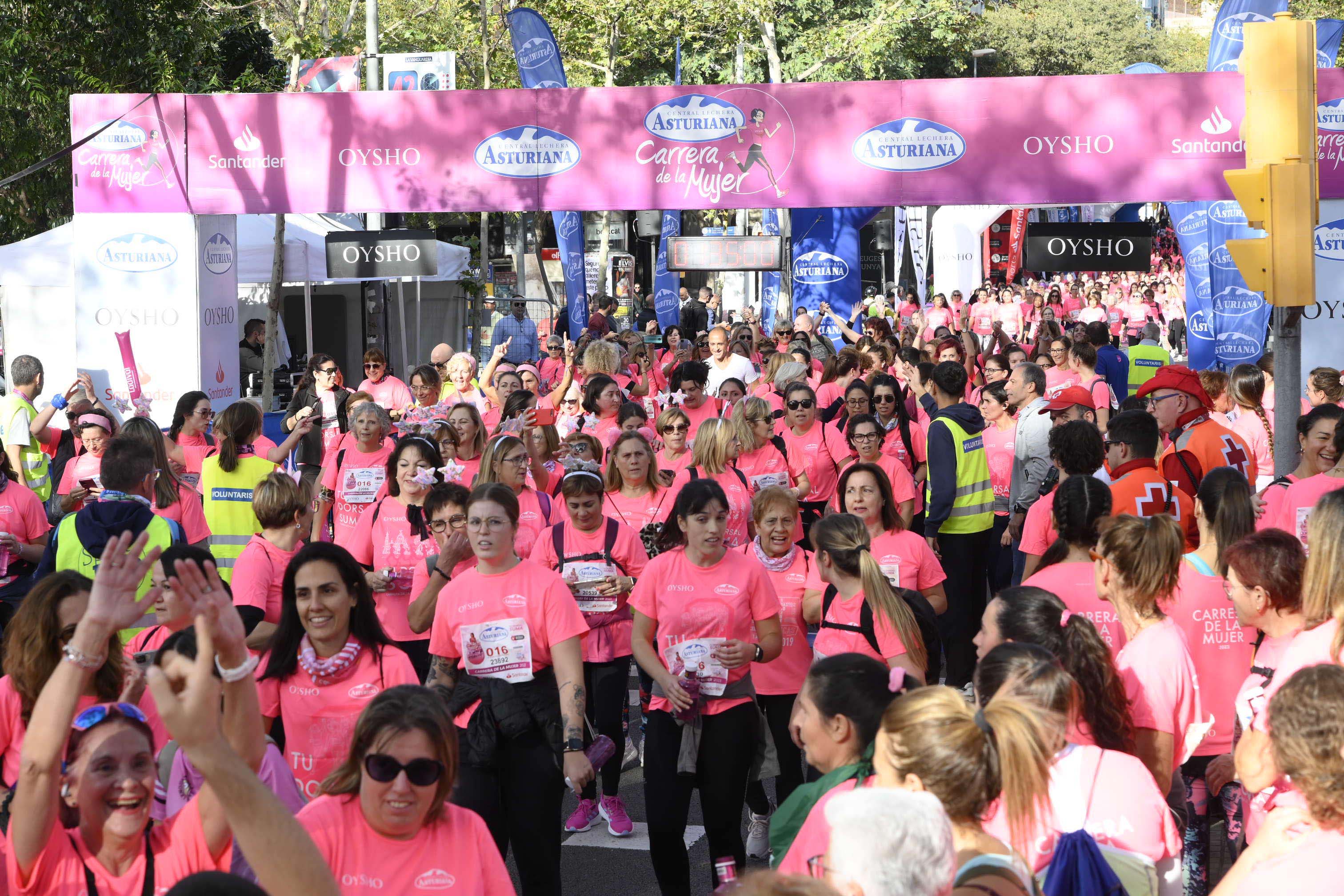 Las mejores fotos de la Carrera de la Mujer de Barcelona 2023. 5850