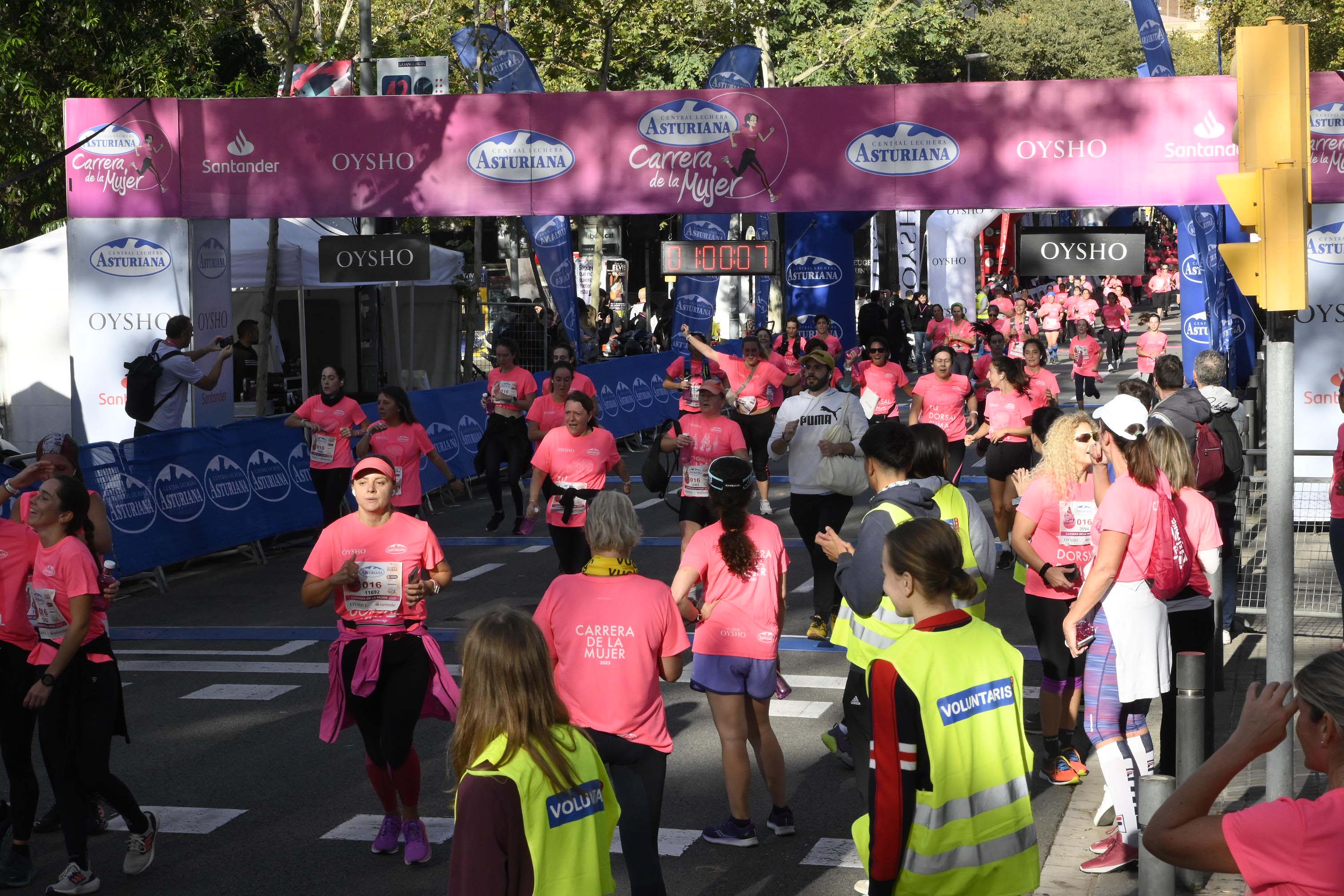 Las mejores fotos de la Carrera de la Mujer de Barcelona 2023. 4880