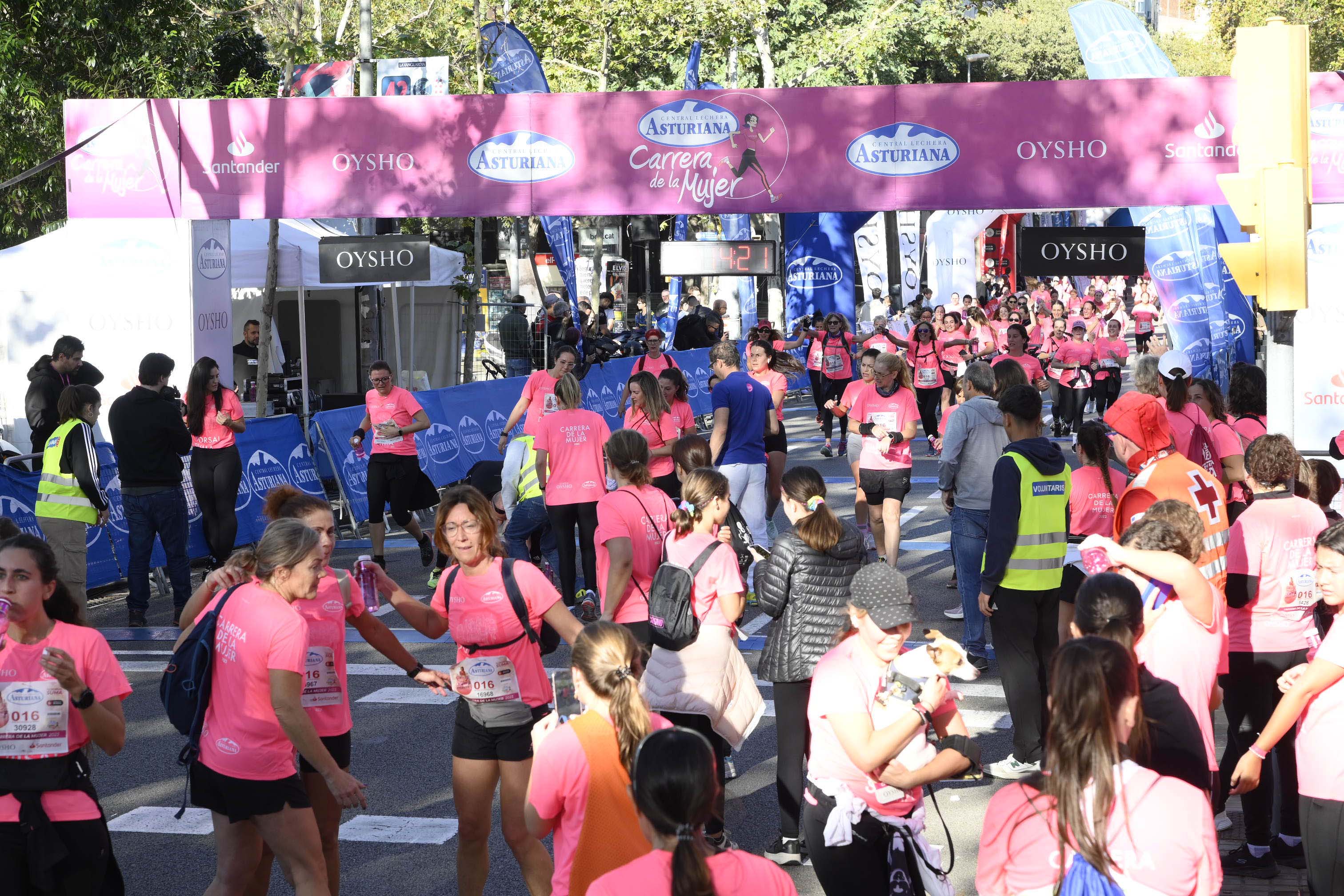 Las mejores fotos de la Carrera de la Mujer de Barcelona 2023. 5263