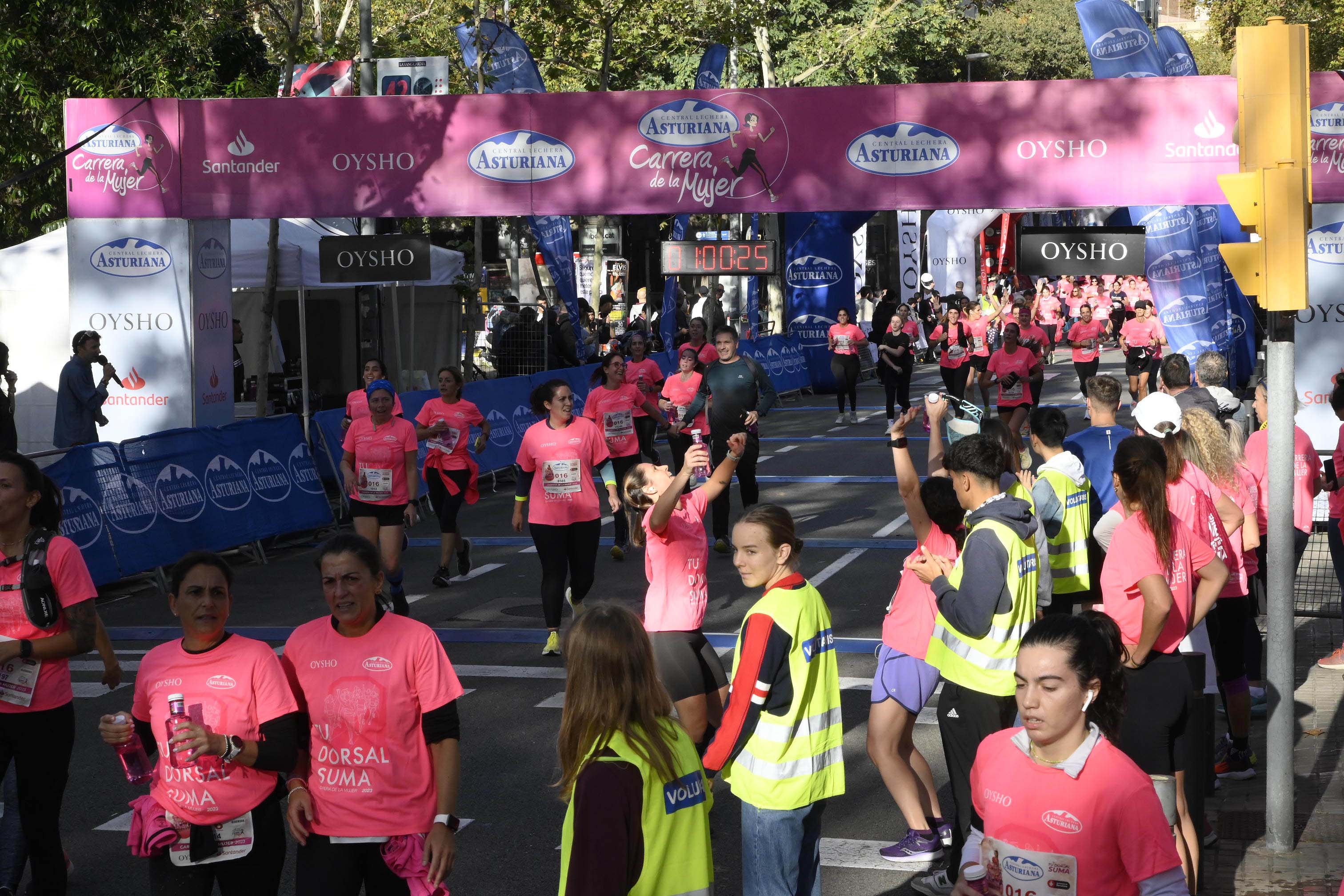 Las mejores fotos de la Carrera de la Mujer de Barcelona 2023. 4889