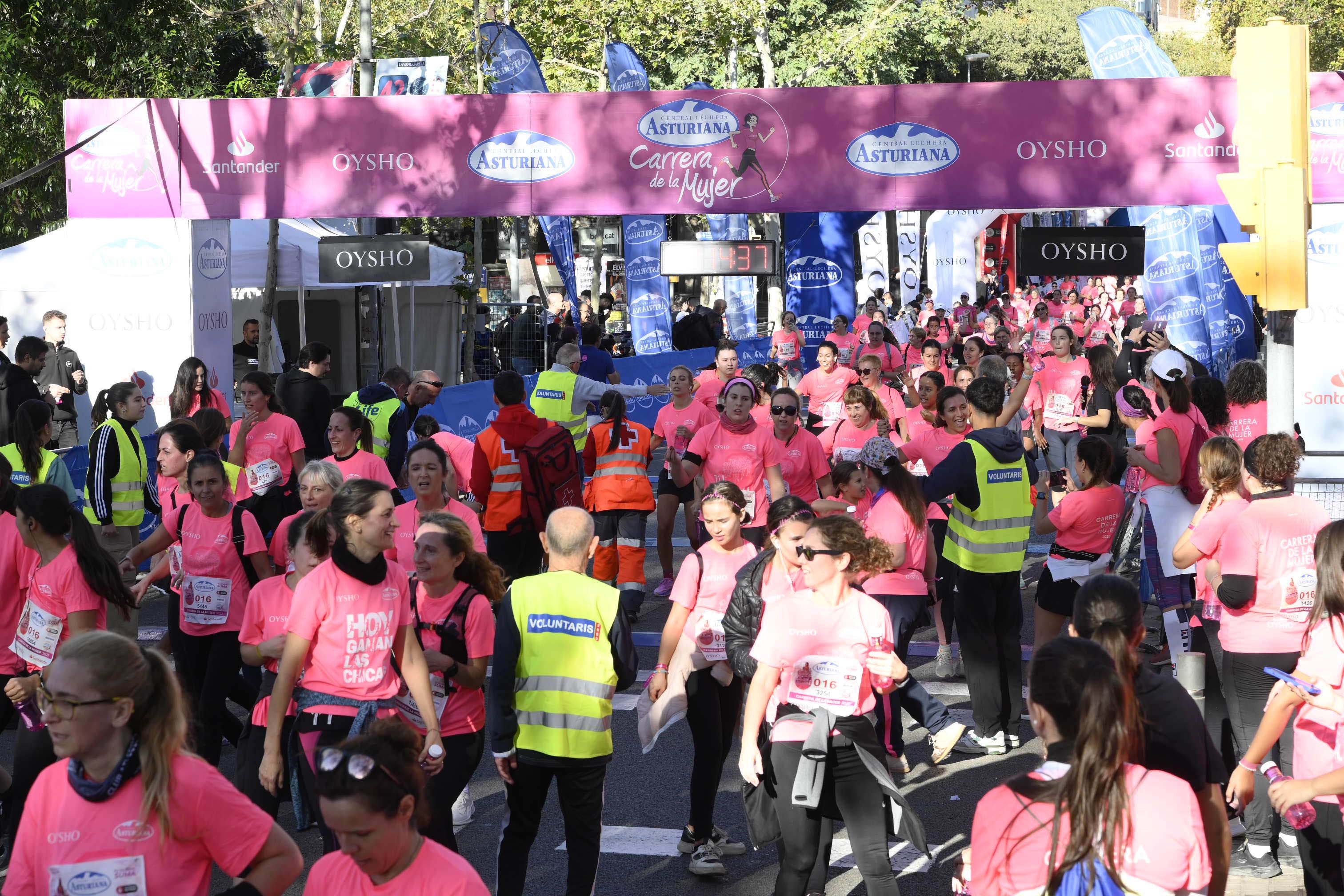 Las mejores fotos de la Carrera de la Mujer de Barcelona 2023. 5271