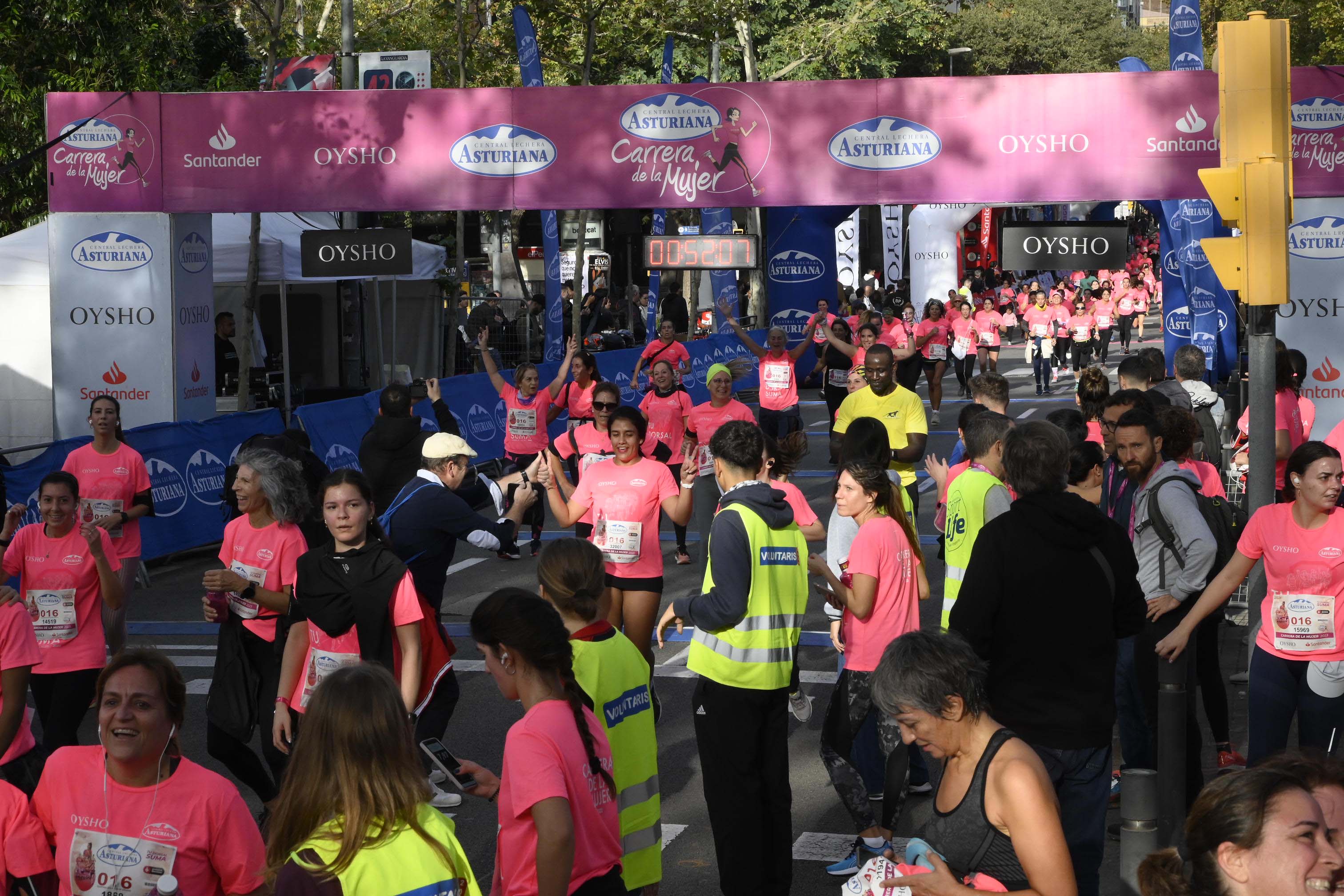 Las mejores fotos de la Carrera de la Mujer de Barcelona 2023. 4640