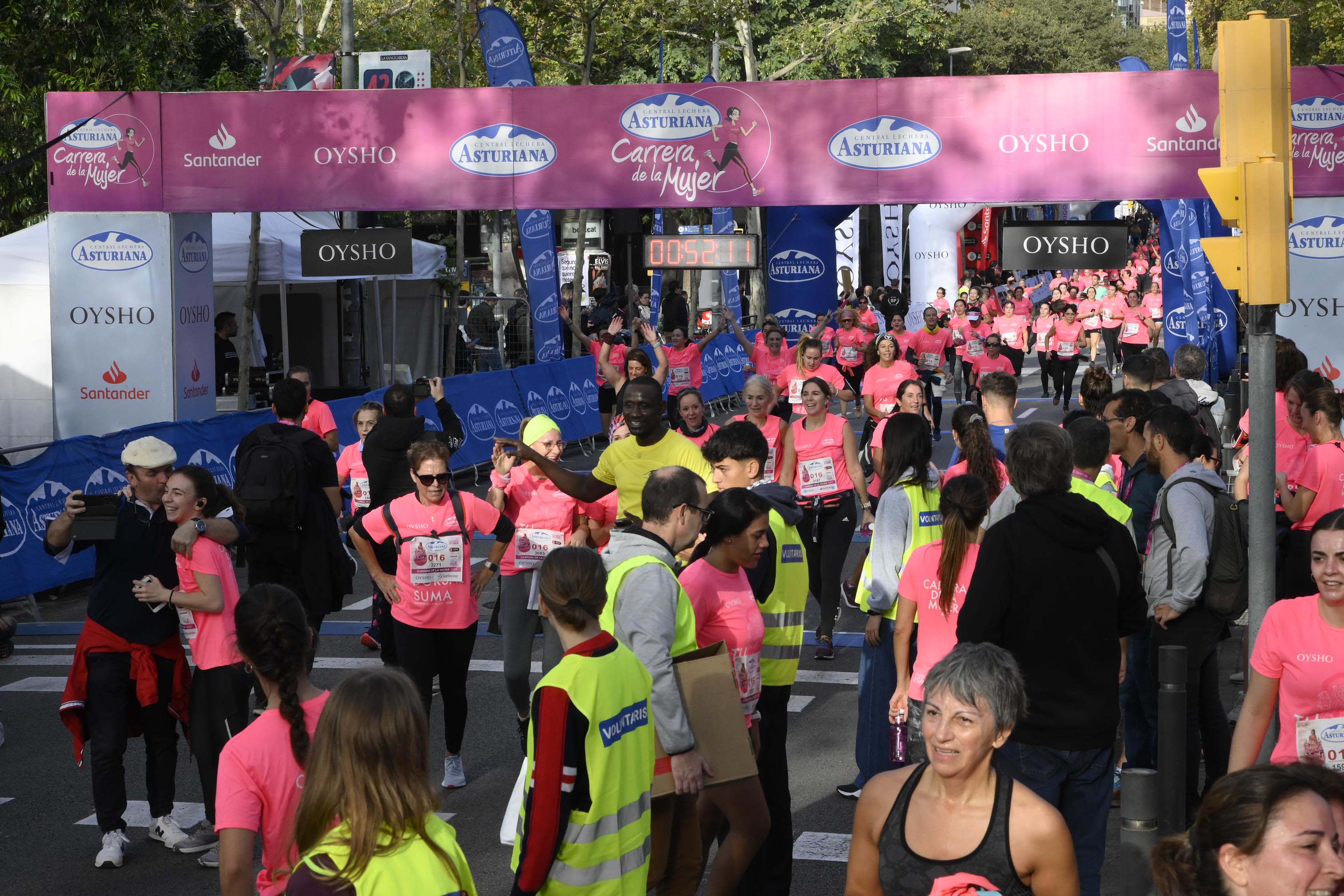 Las mejores fotos de la Carrera de la Mujer de Barcelona 2023. 4642