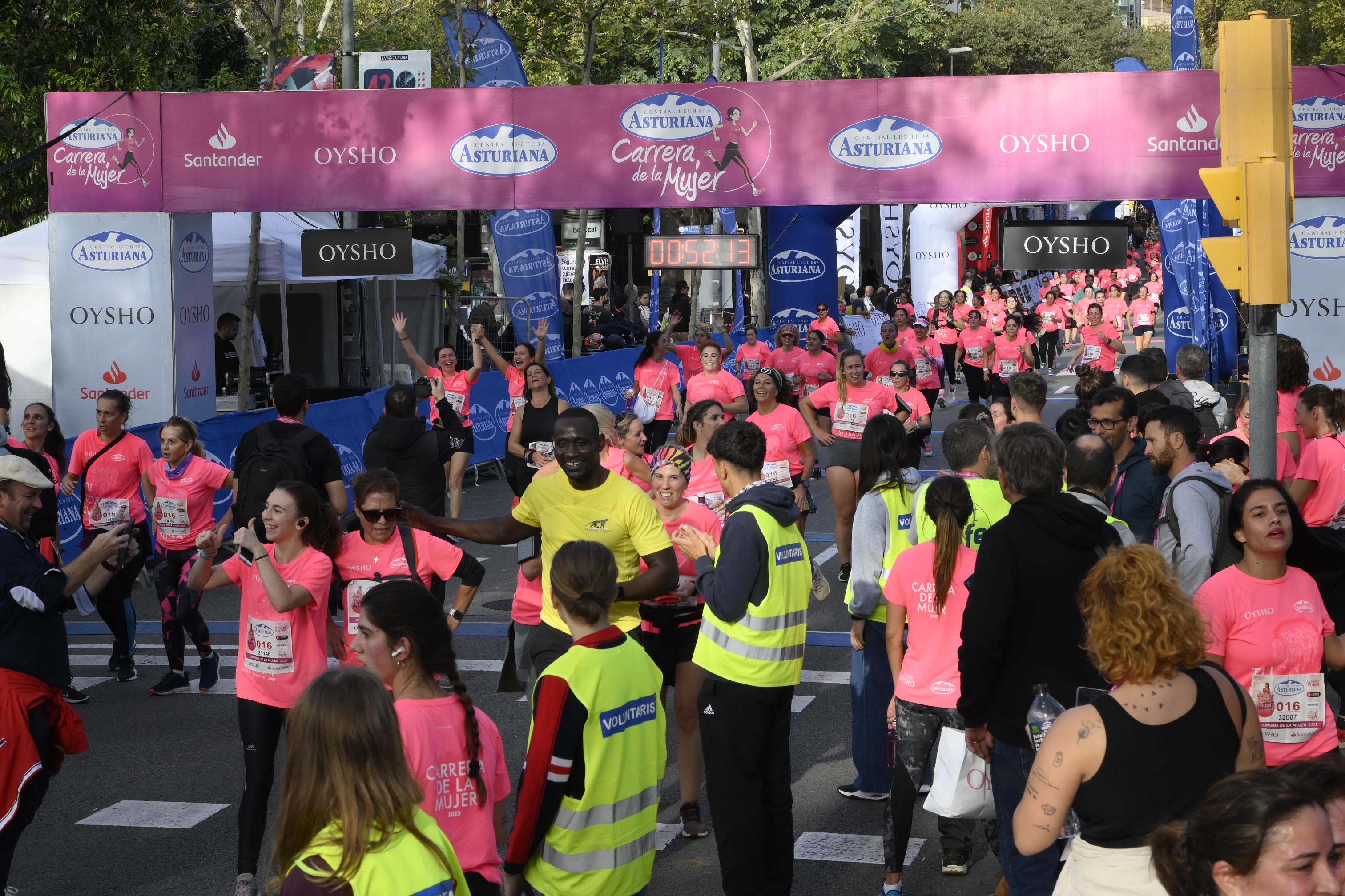 Las mejores fotos de la Carrera de la Mujer de Barcelona 2023. 4643