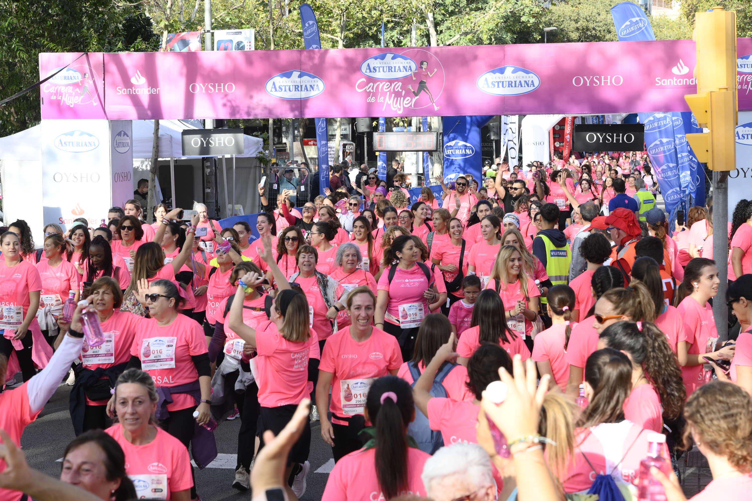 Las mejores fotos de la Carrera de la Mujer de Barcelona 2023. 5865