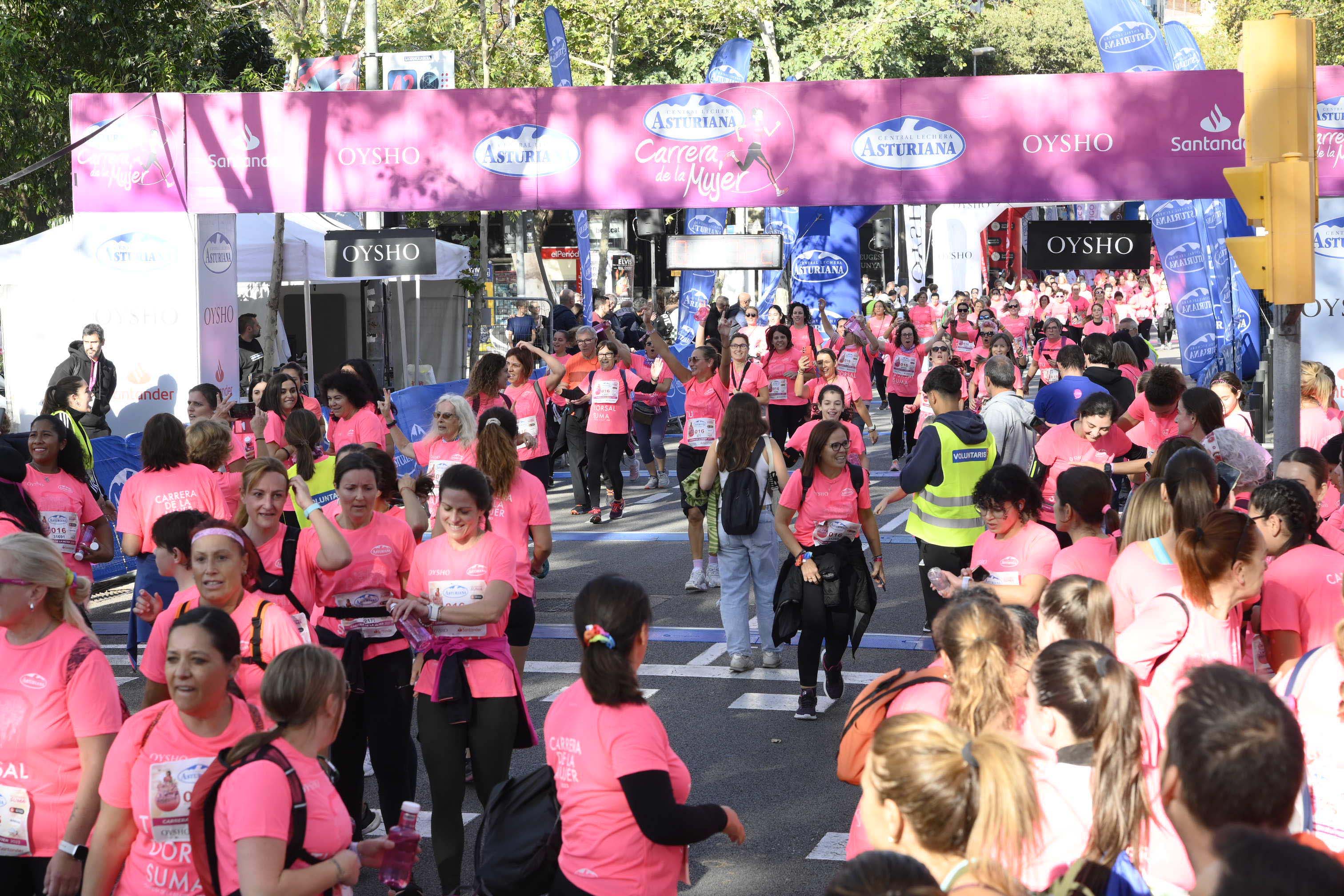 Las mejores fotos de la Carrera de la Mujer de Barcelona 2023. 5624