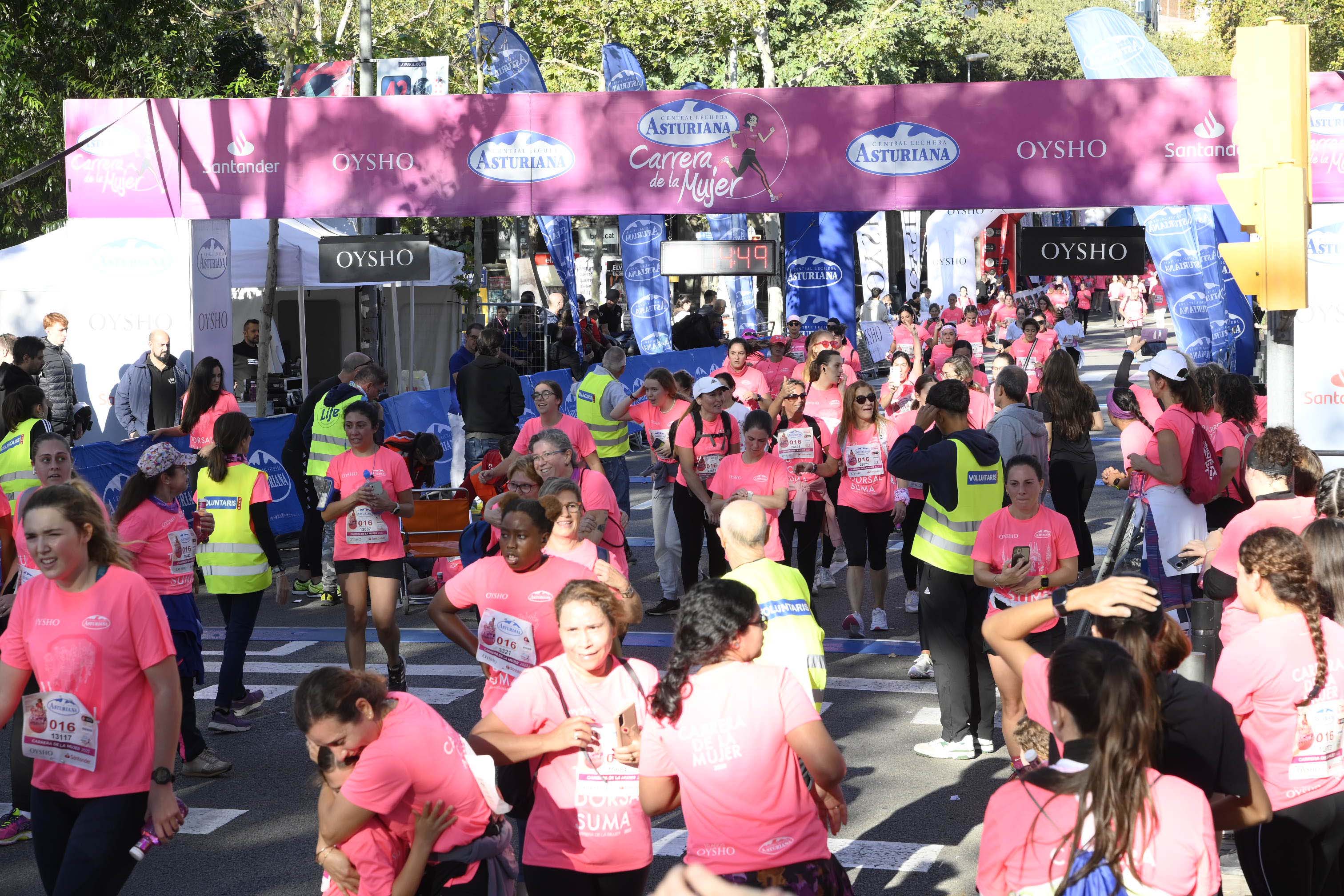 Las mejores fotos de la Carrera de la Mujer de Barcelona 2023. 5277
