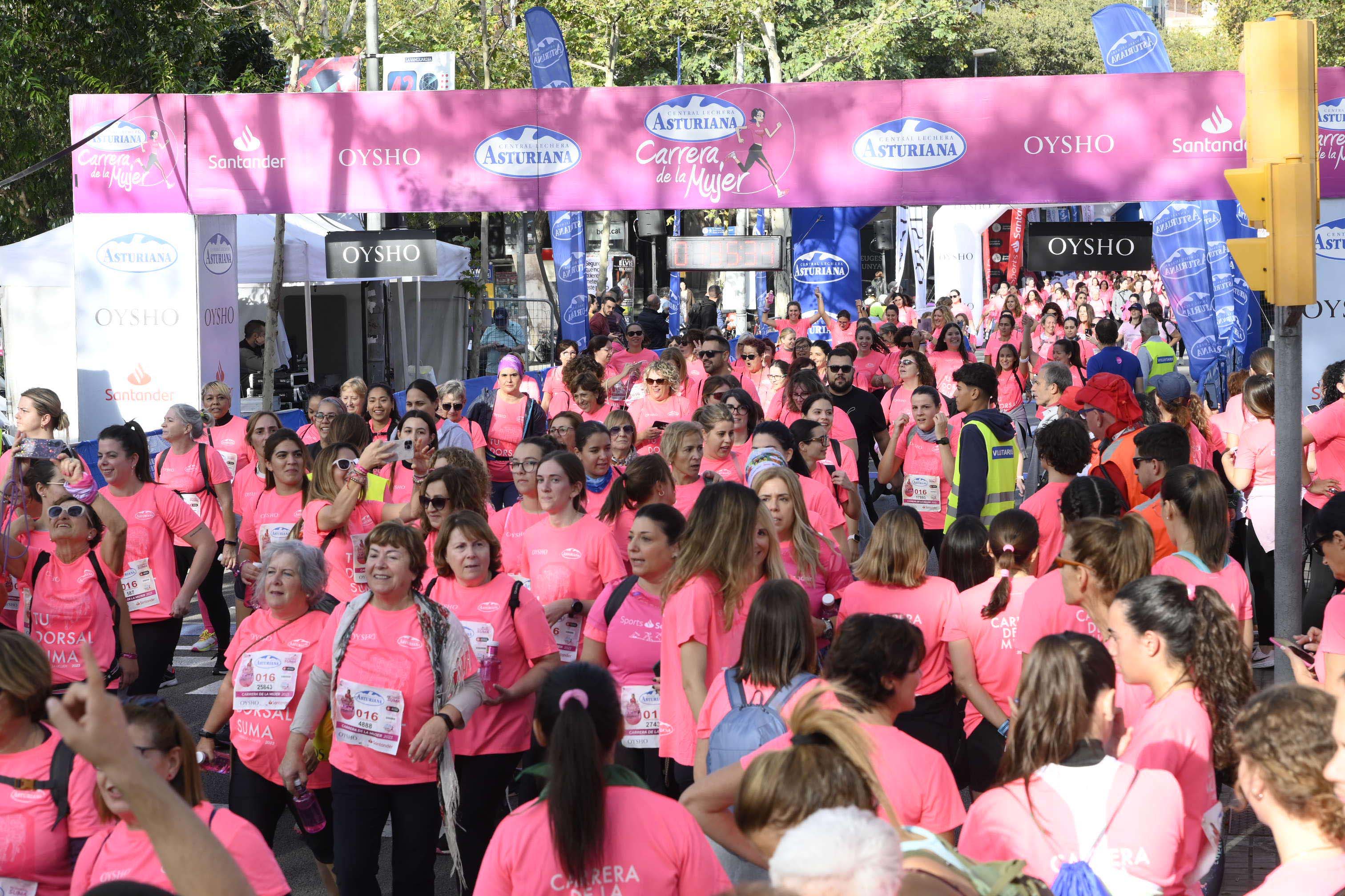 Las mejores fotos de la Carrera de la Mujer de Barcelona 2023. 5867