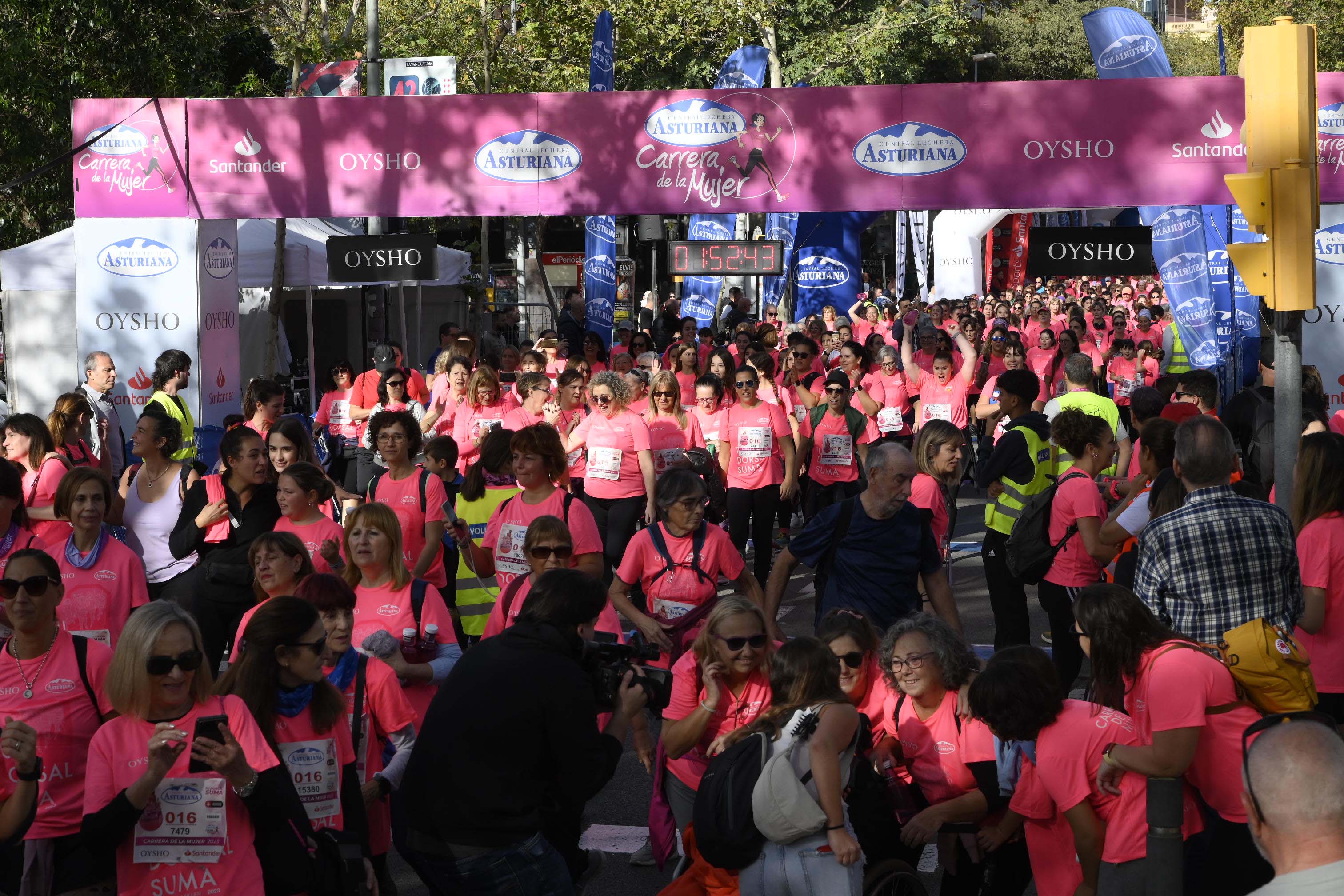 Las mejores fotos de la Carrera de la Mujer de Barcelona 2023. 6370