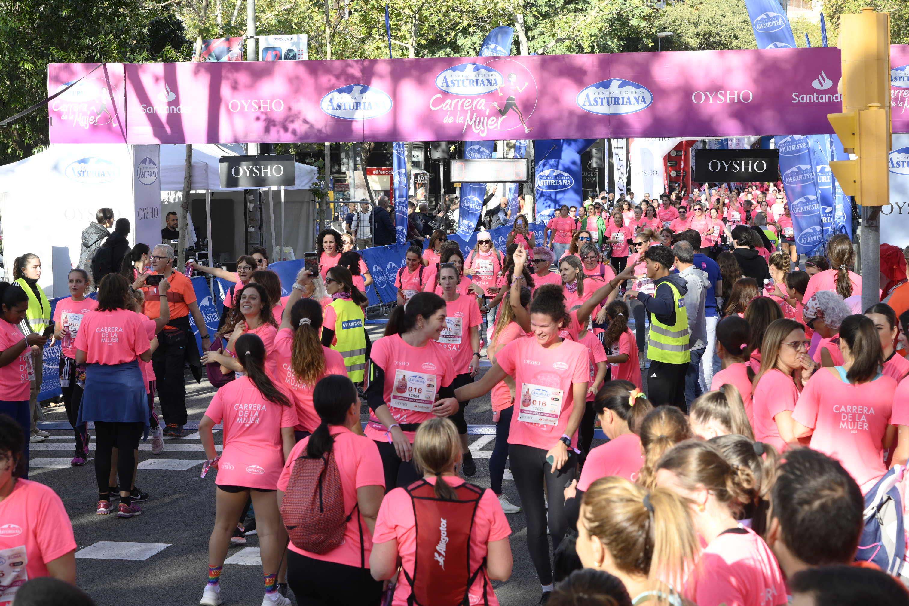 Las mejores fotos de la Carrera de la Mujer de Barcelona 2023. 5627