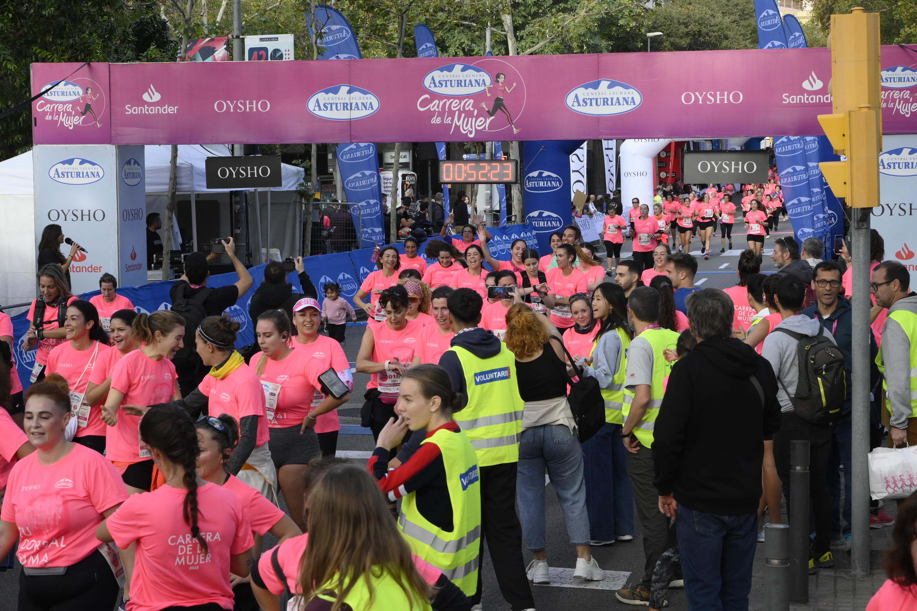 Las mejores fotos de la Carrera de la Mujer de Barcelona 2023. 4648