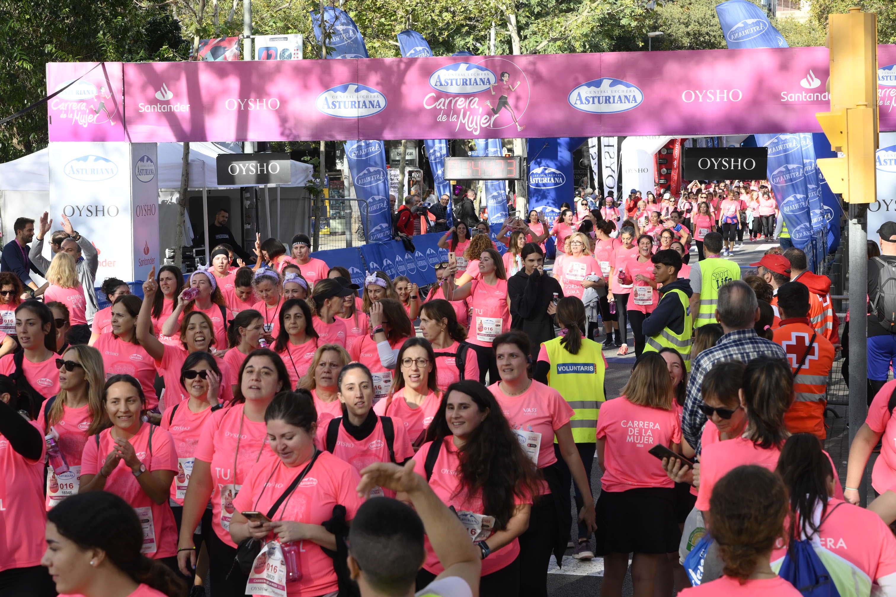 Las mejores fotos de la Carrera de la Mujer de Barcelona 2023. 6124