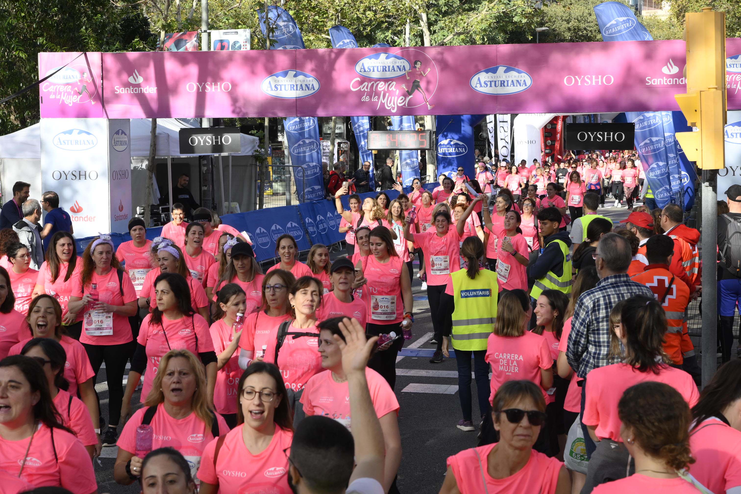 Las mejores fotos de la Carrera de la Mujer de Barcelona 2023. 6125