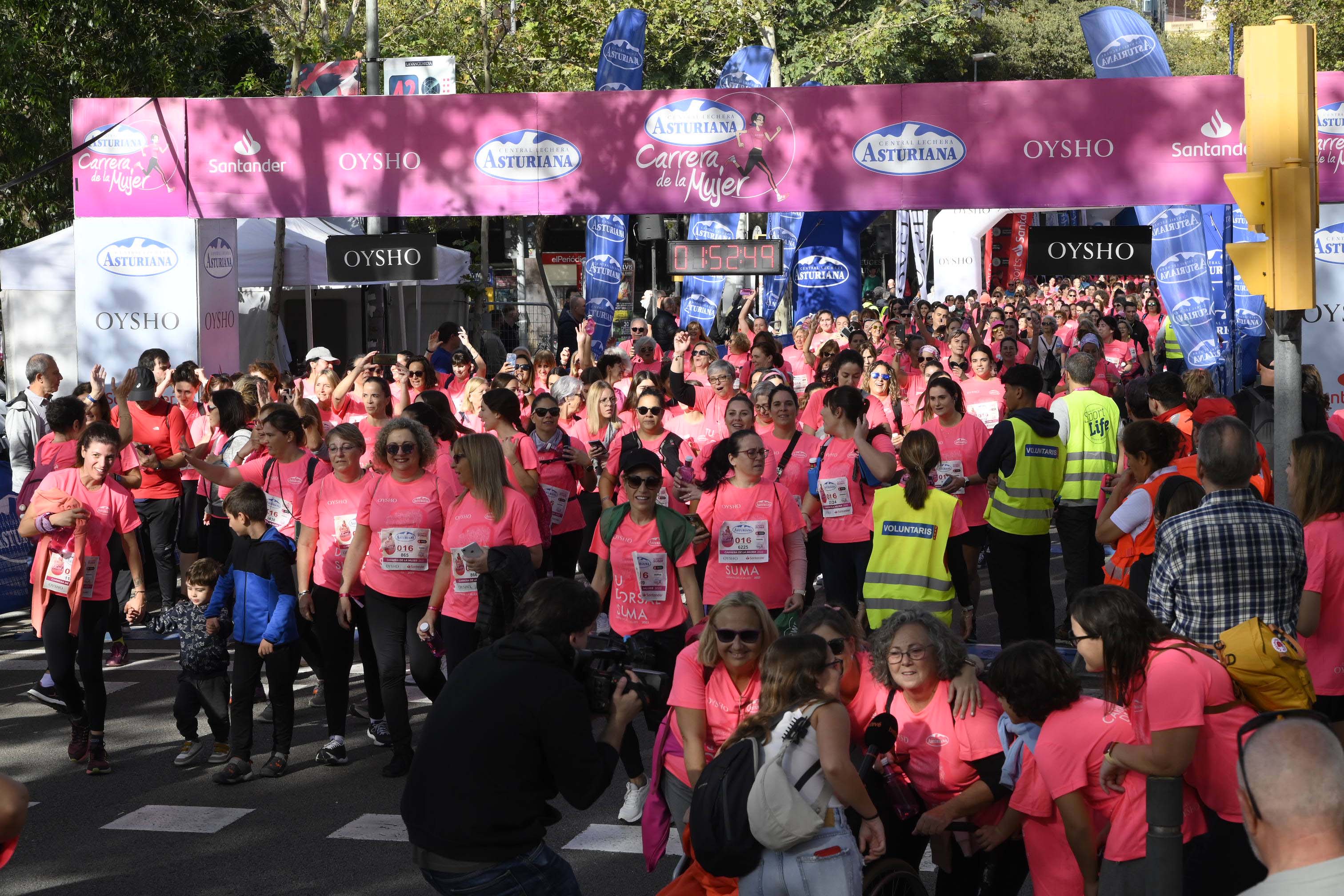 Las mejores fotos de la Carrera de la Mujer de Barcelona 2023. 6373