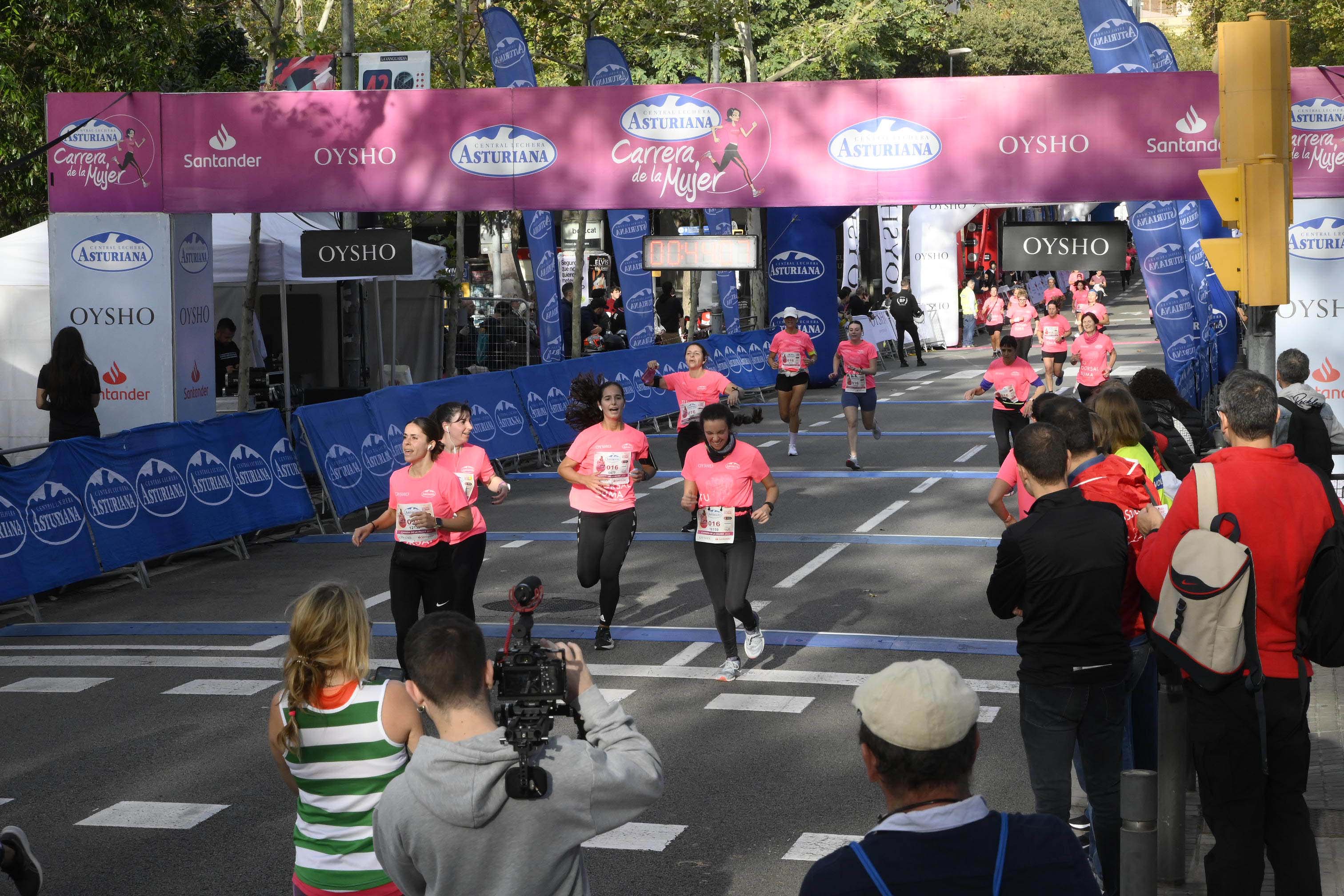 Las mejores fotos de la Carrera de la Mujer de Barcelona 2023. 4400