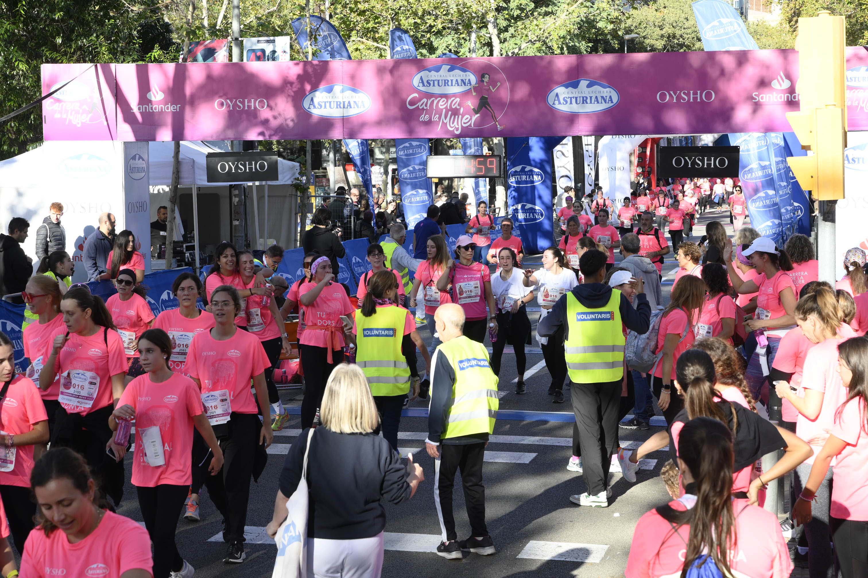 Las mejores fotos de la Carrera de la Mujer de Barcelona 2023. 5282
