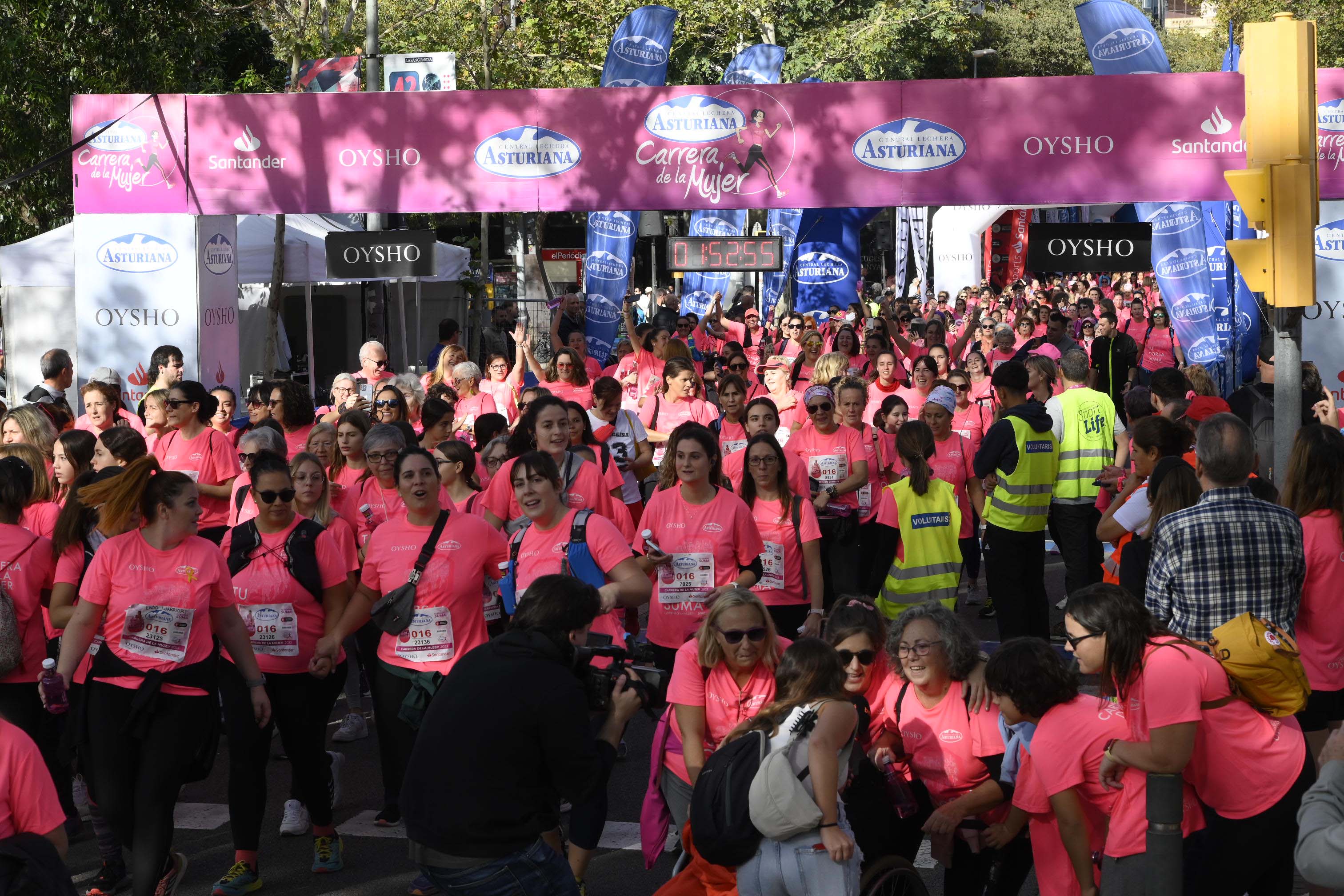 Las mejores fotos de la Carrera de la Mujer de Barcelona 2023. 6376