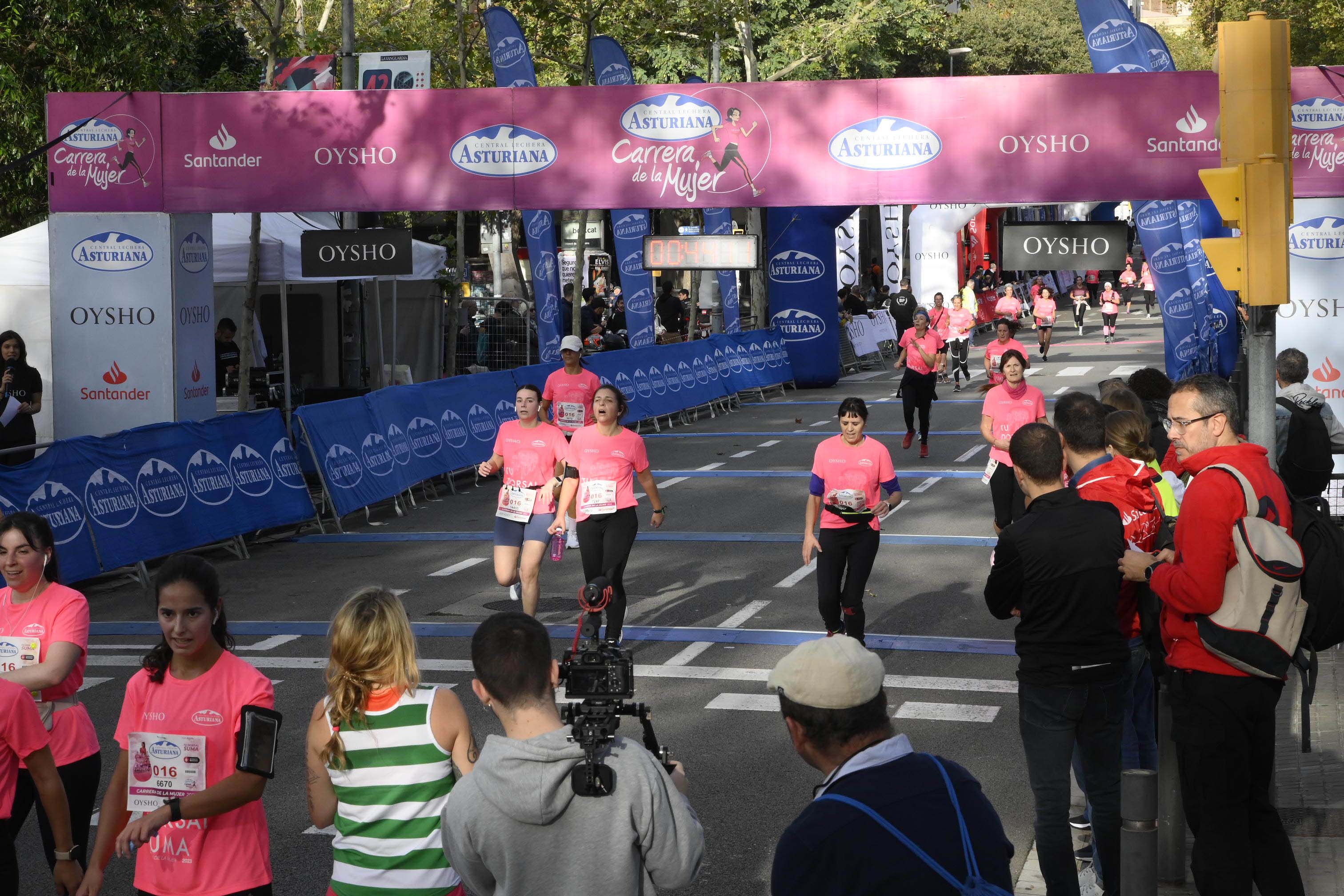 Las mejores fotos de la Carrera de la Mujer de Barcelona 2023. 4402